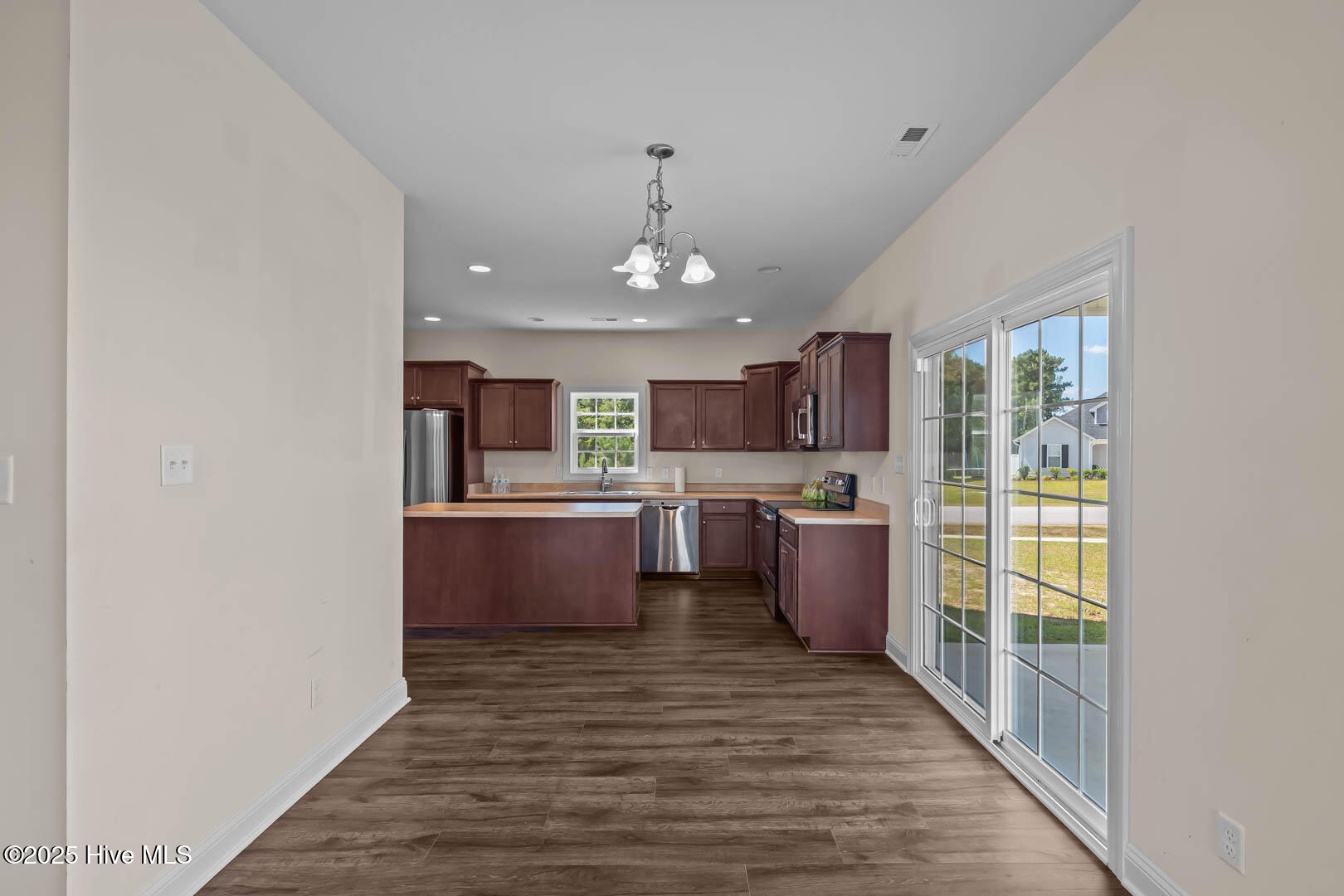 Homes for sale in Jacksonville, NC | 182 Moonstone Ct, Jacksonville, NC 28546 | MLS# 100520139