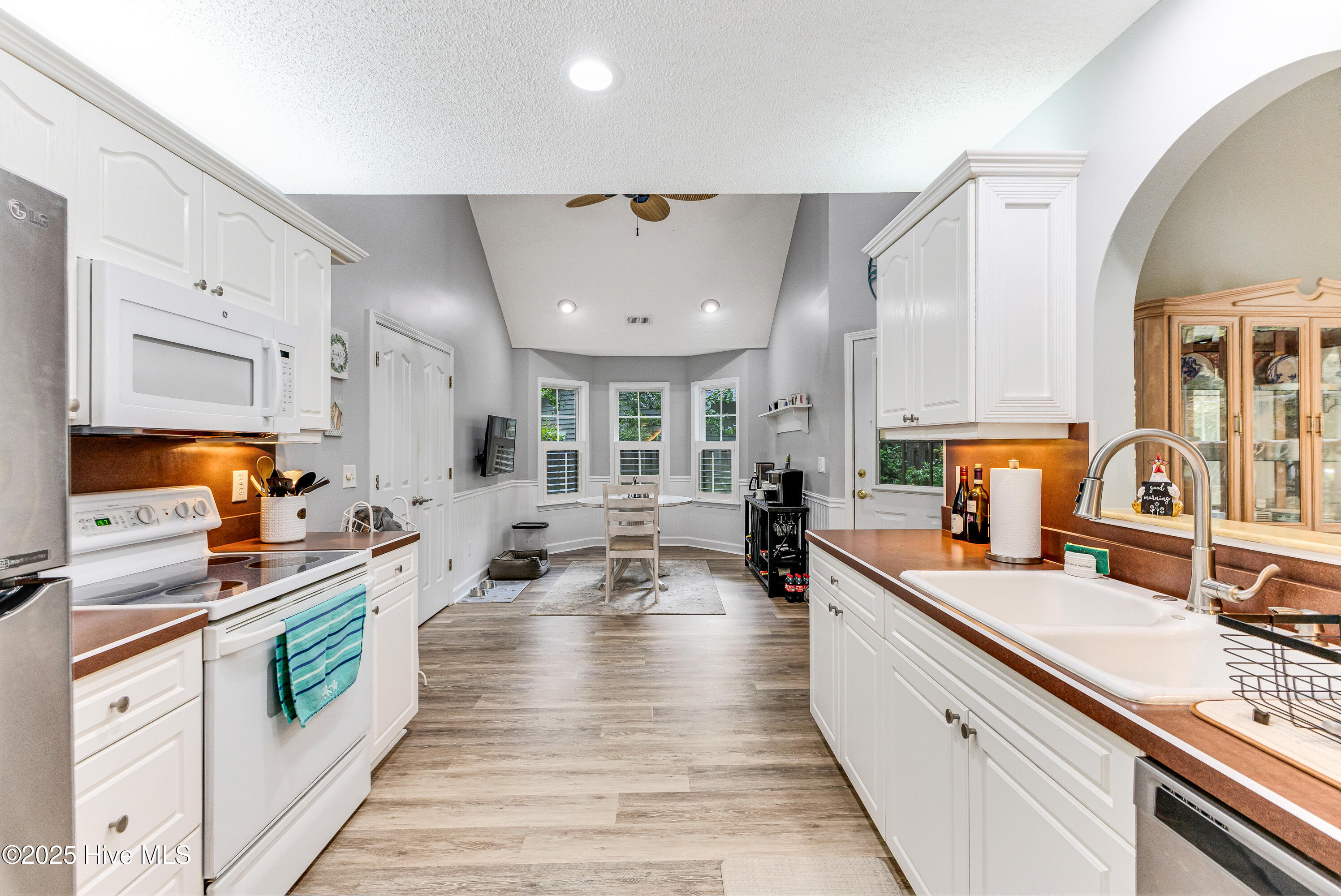 100520400 | Photo 13