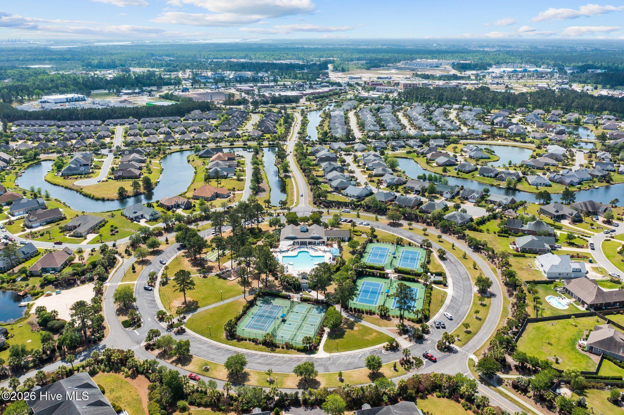 100561261 | Photo 60