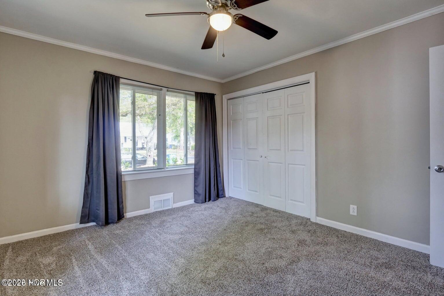 100556867 | Photo 22