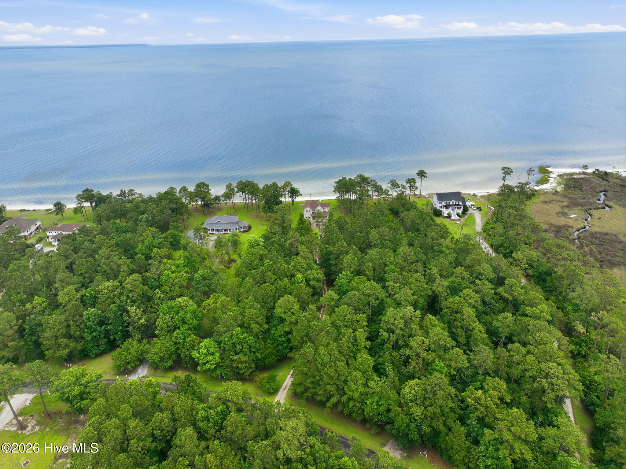 12-web-or-mls-486 Sandy Point Dr 012