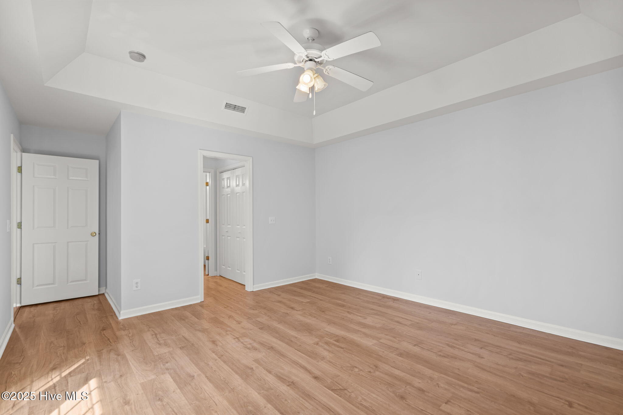 100529967 | Photo 23