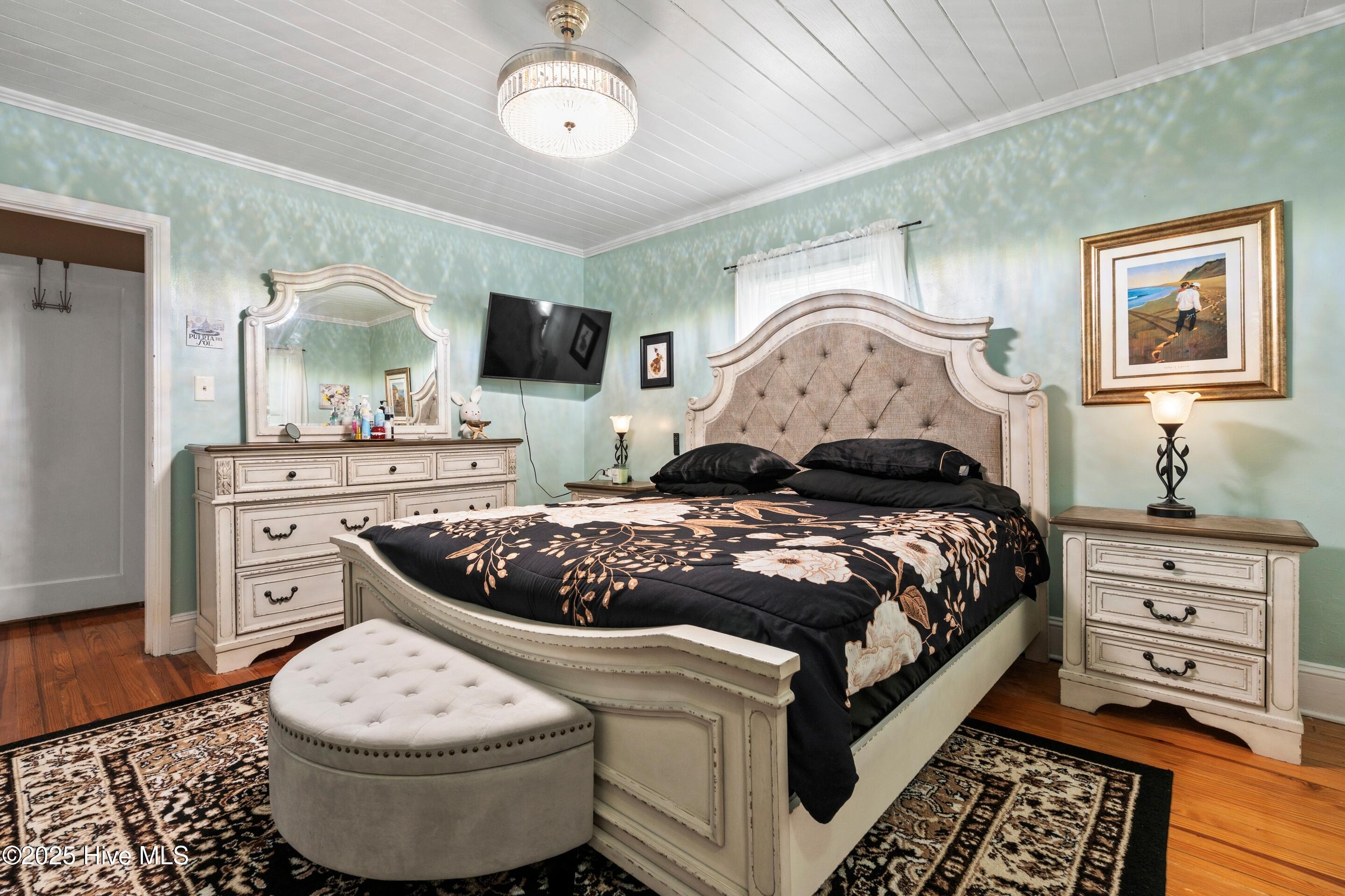 100510078 | Photo 23