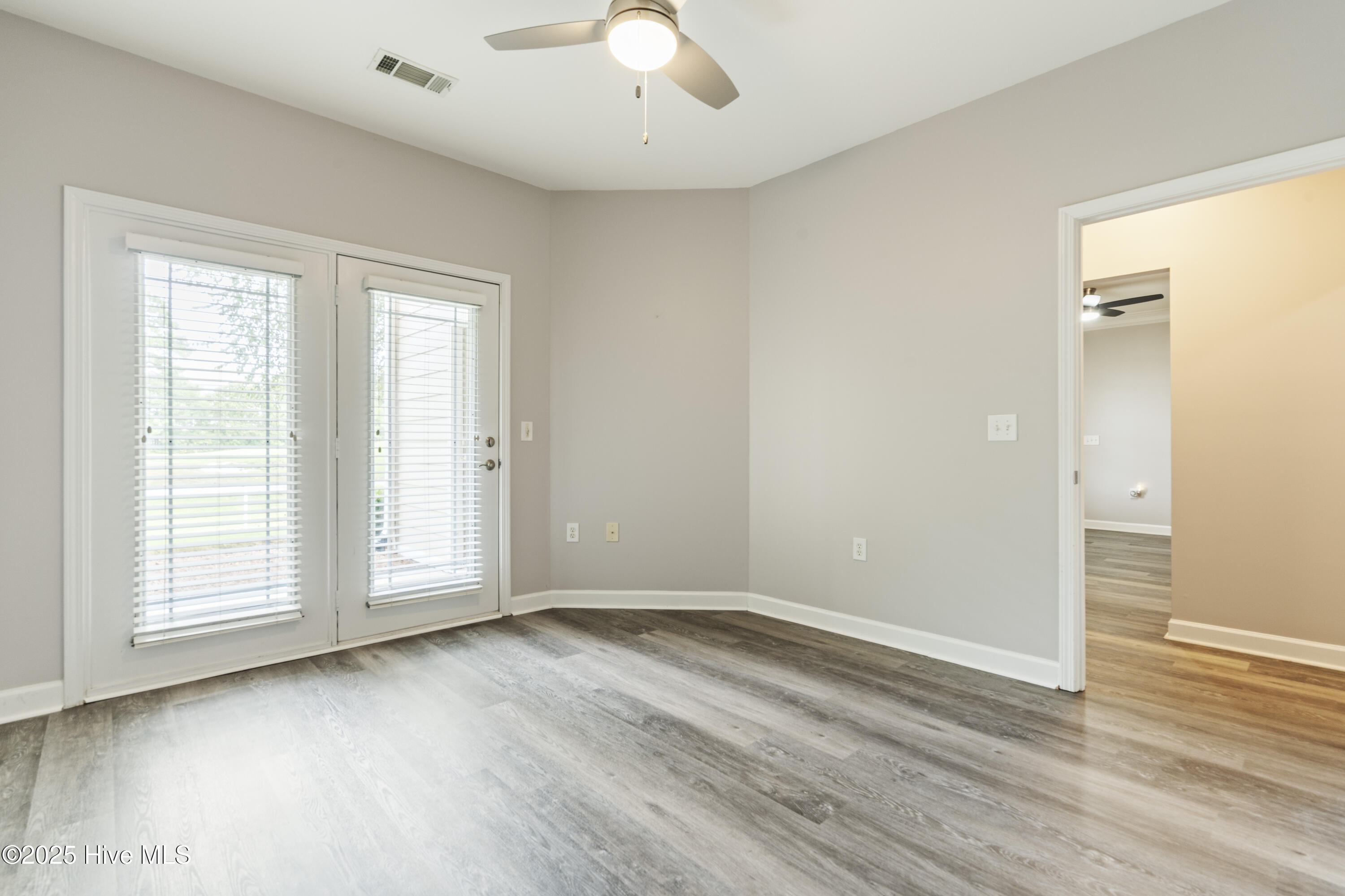 100525400 | Photo 20