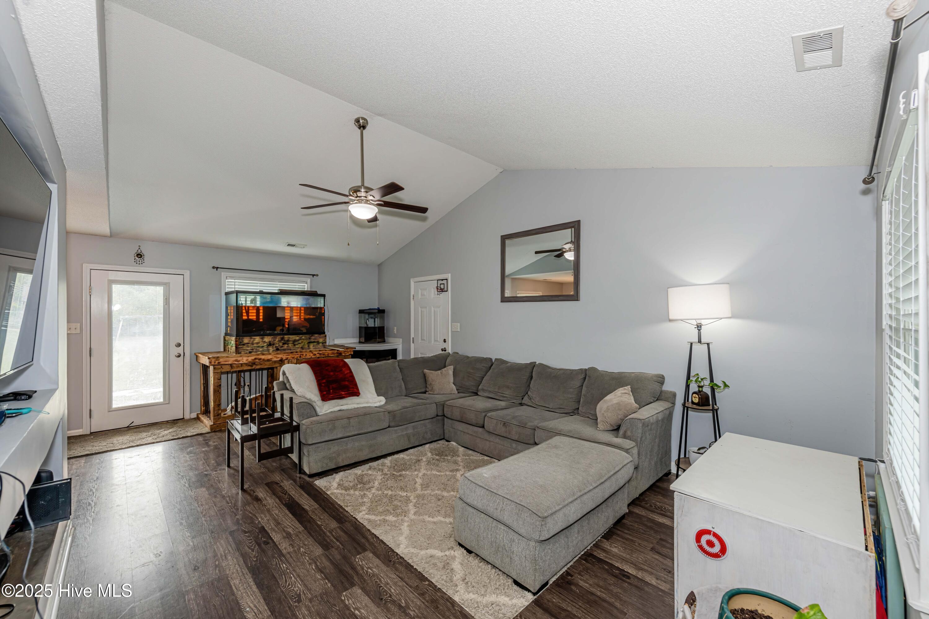 R Powelll (18 of 44)