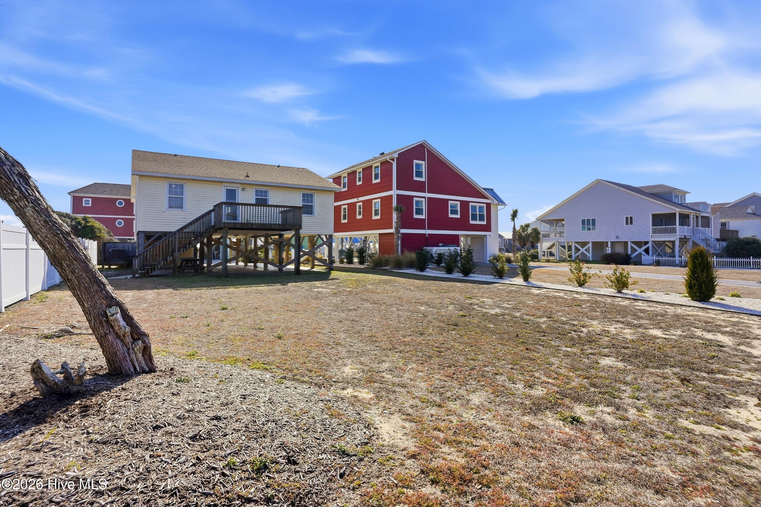 100554580 | Photo 36