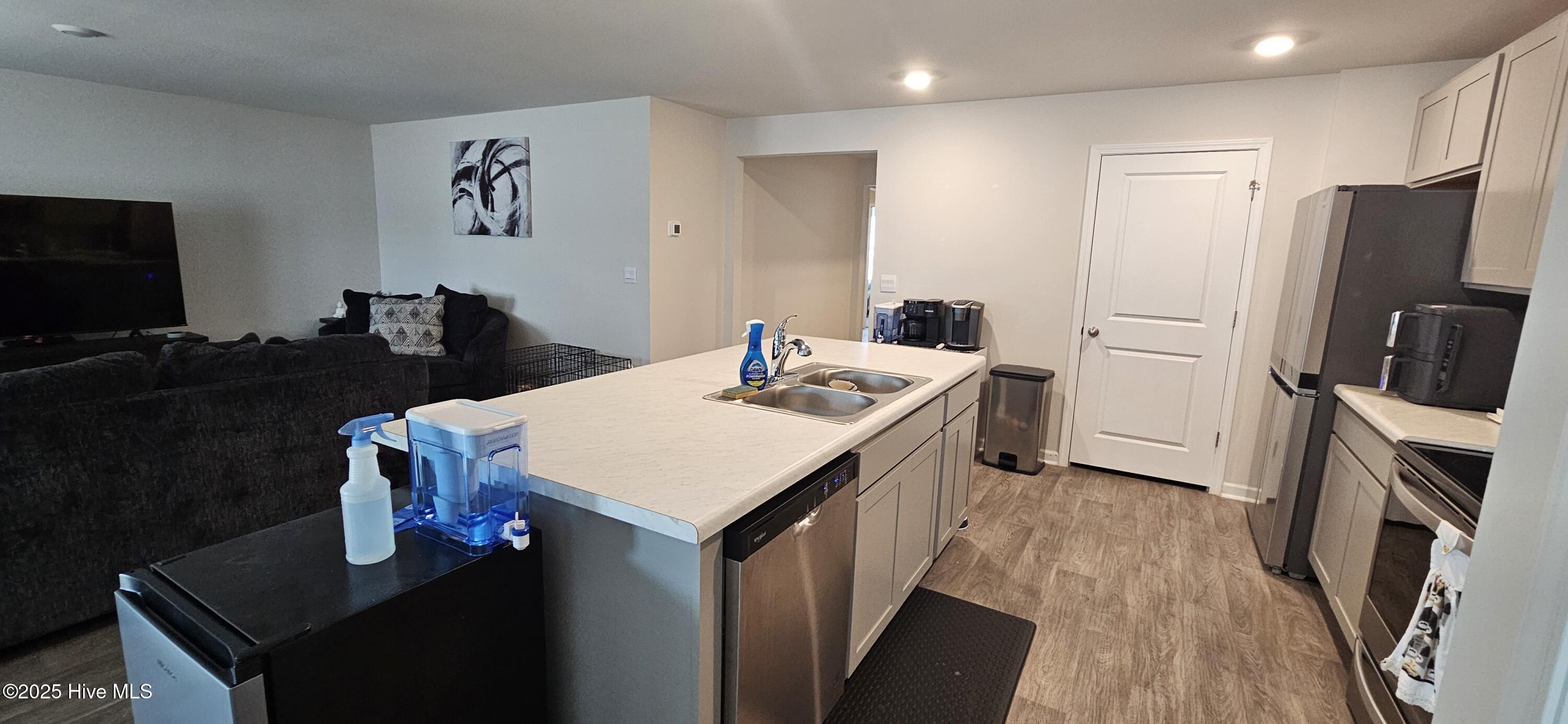 100545464 | Photo 10