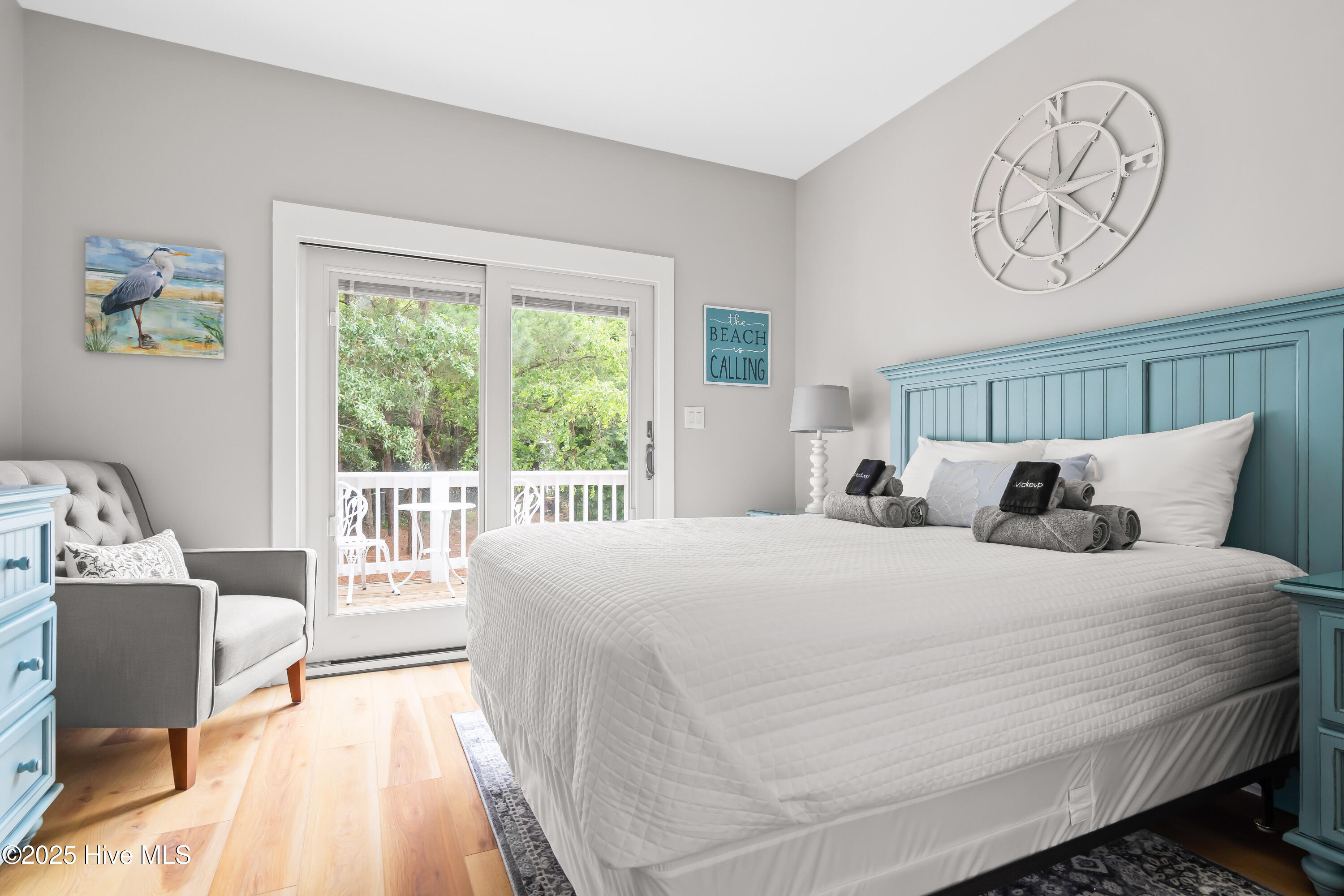 100555260 | Photo 25