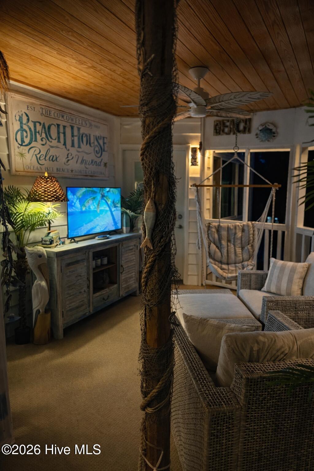 100549023 | Photo 27