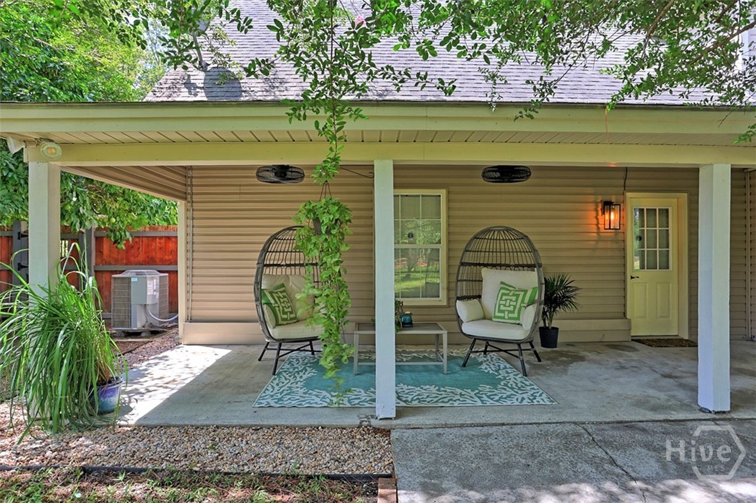 10 W Sagebrush Lane