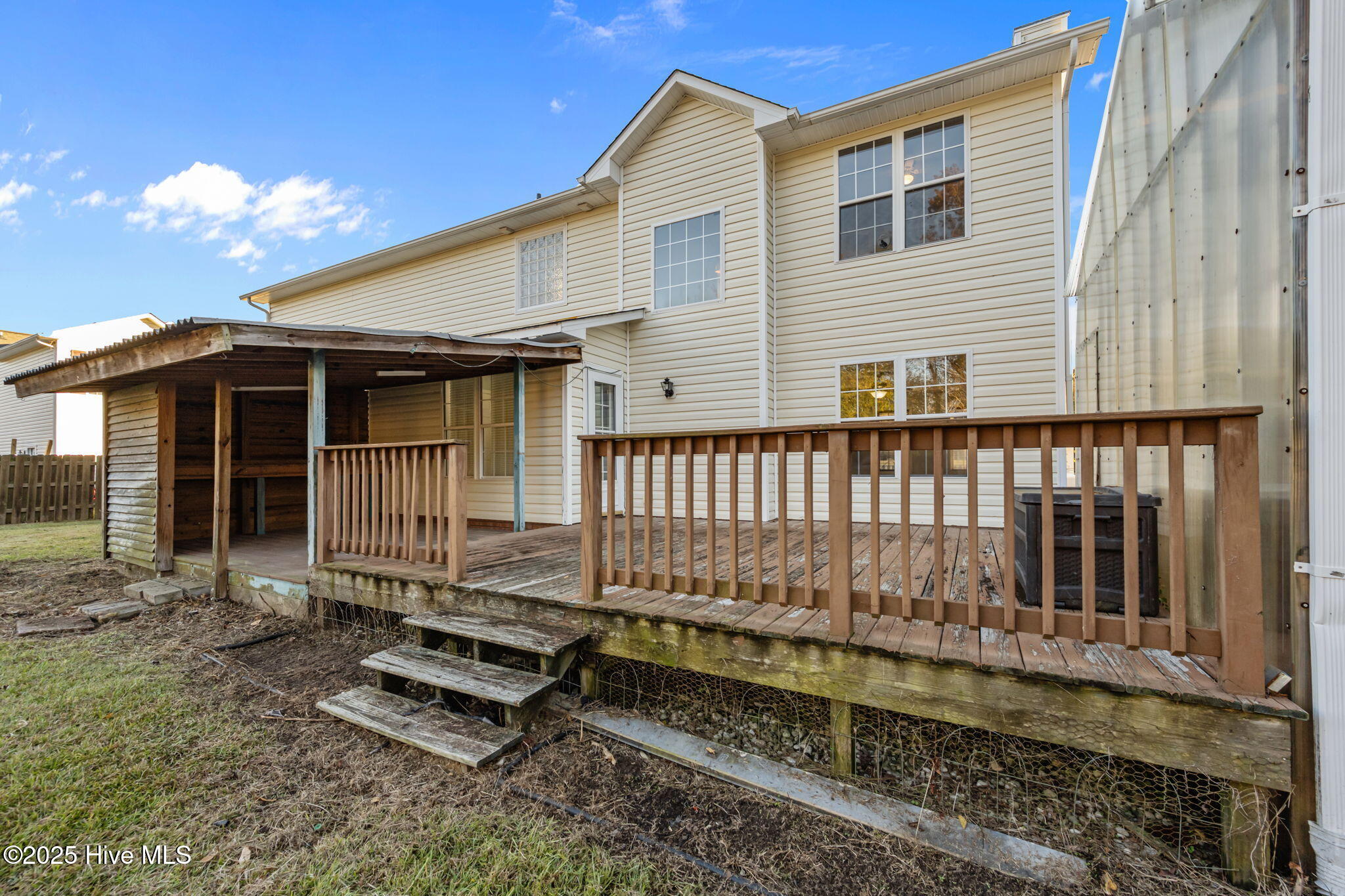 100545429 | Photo 36