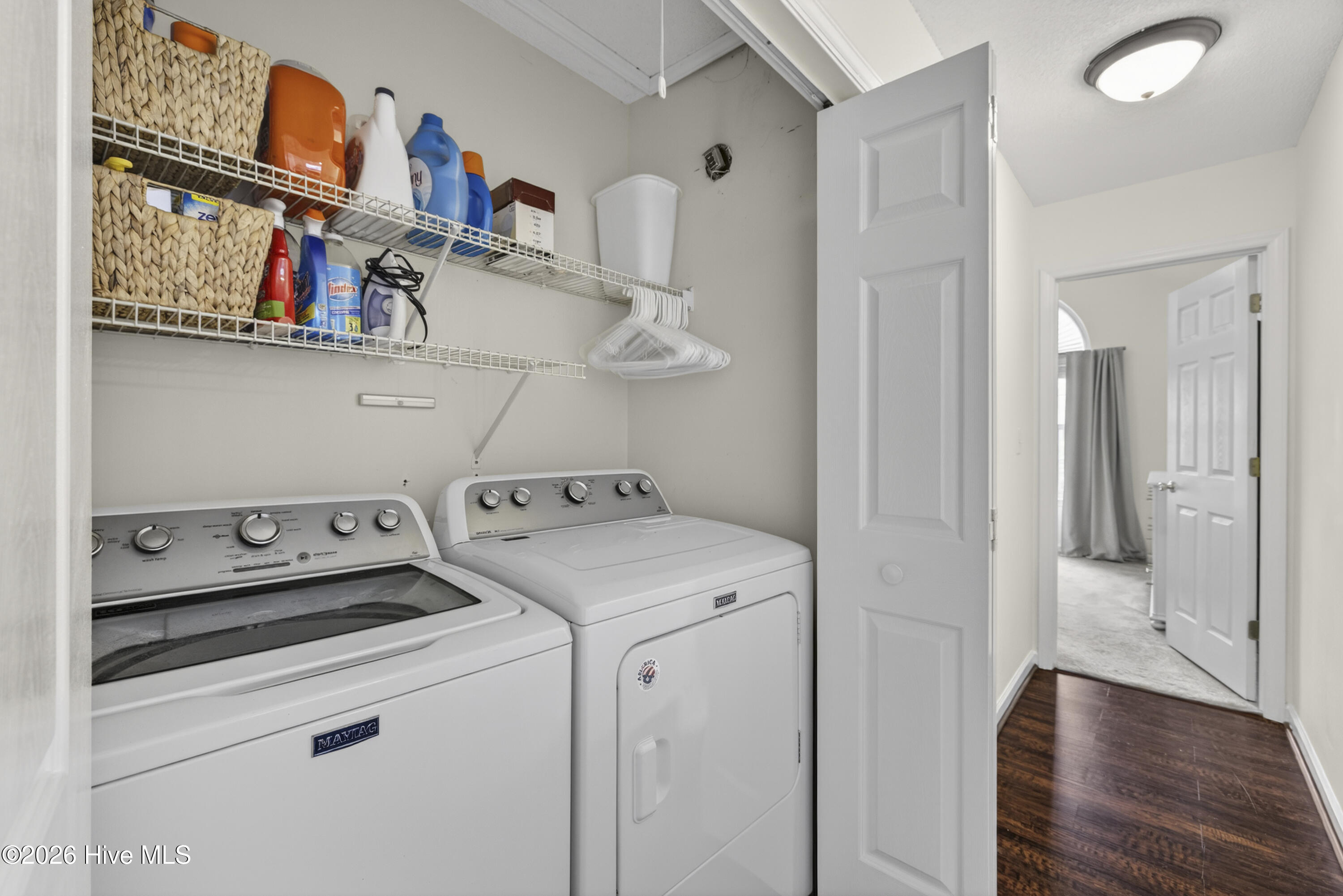 100555851 | Photo 27