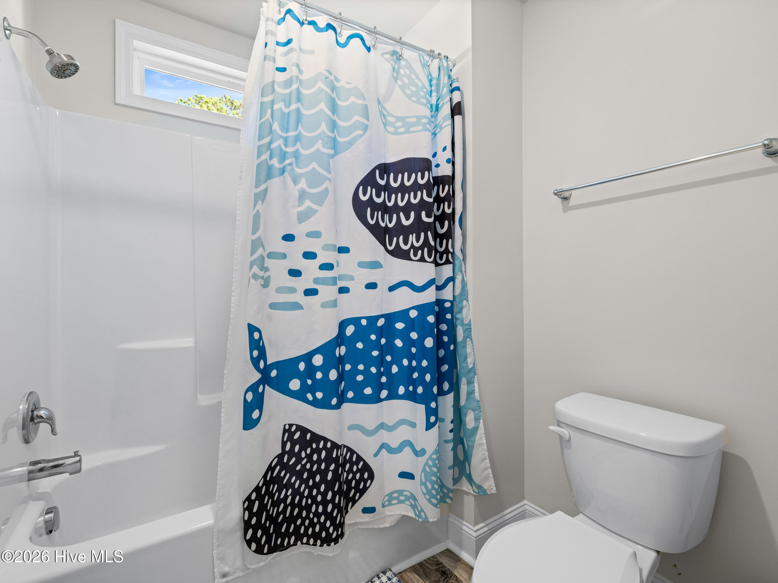 100565919 | Photo 57