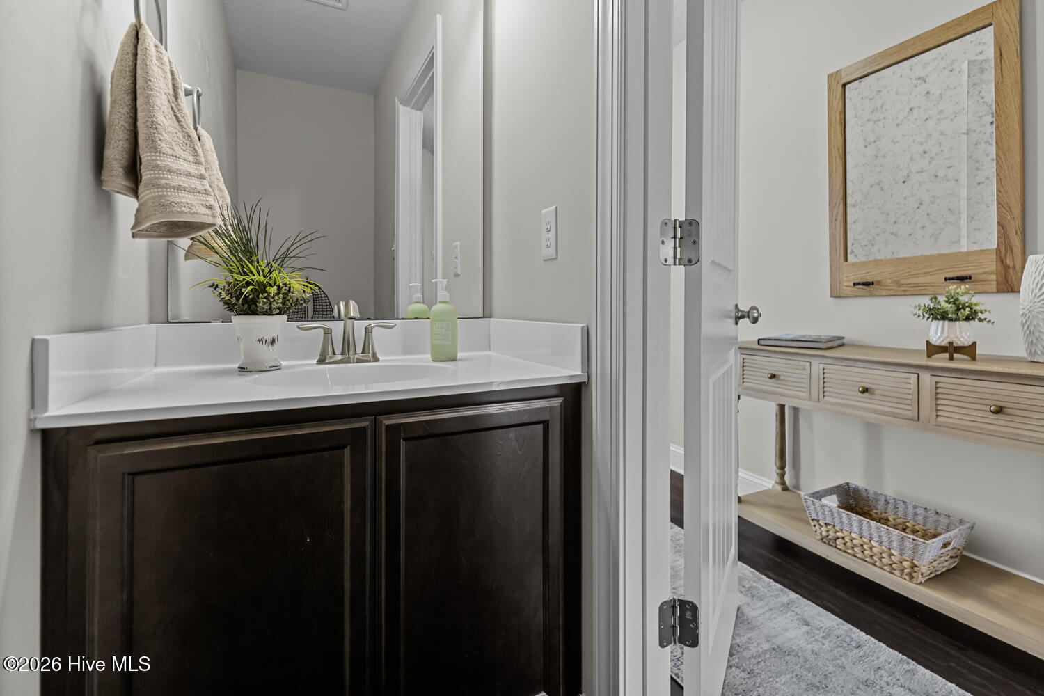 100552238 | Photo 23