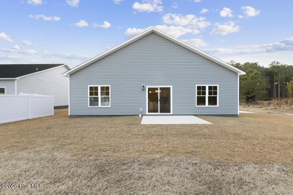 100552933 | Photo 30