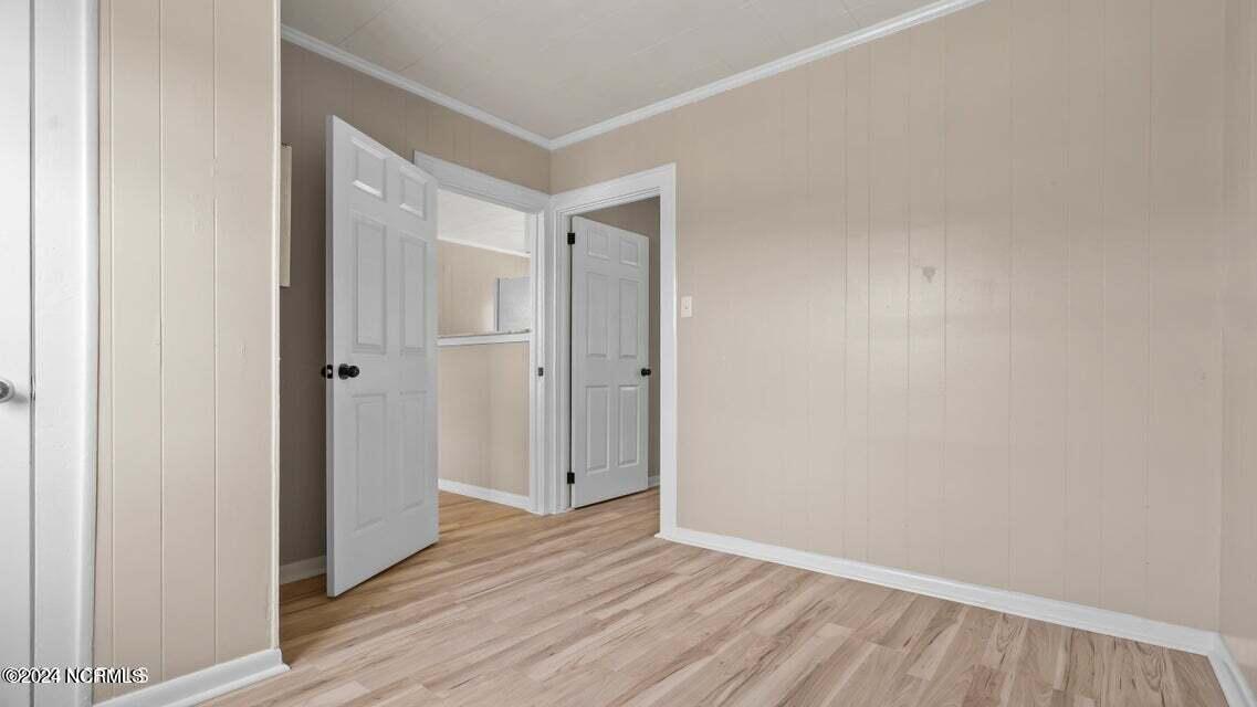 100560769 | Photo 10