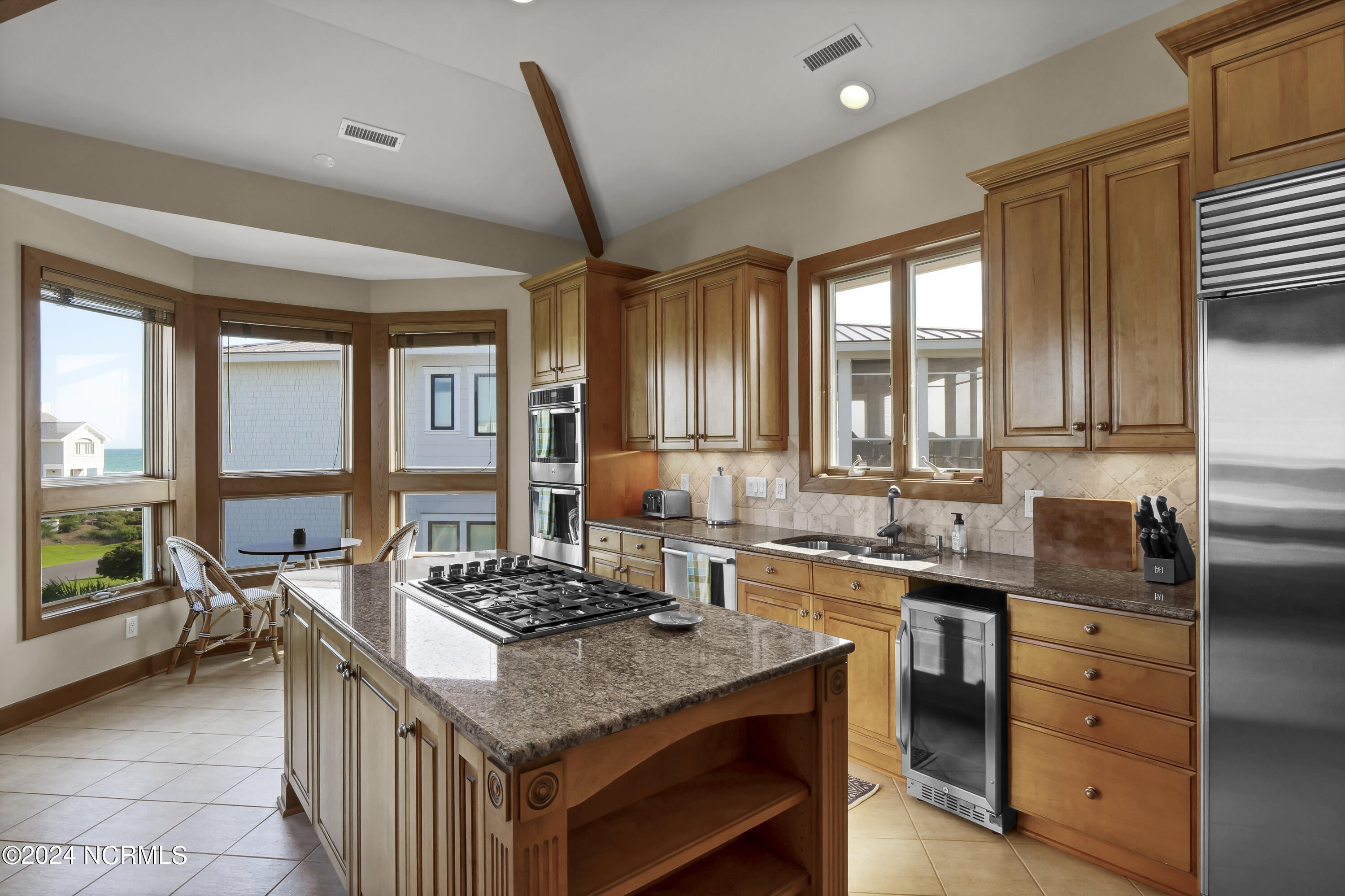 100492123 | Photo 10