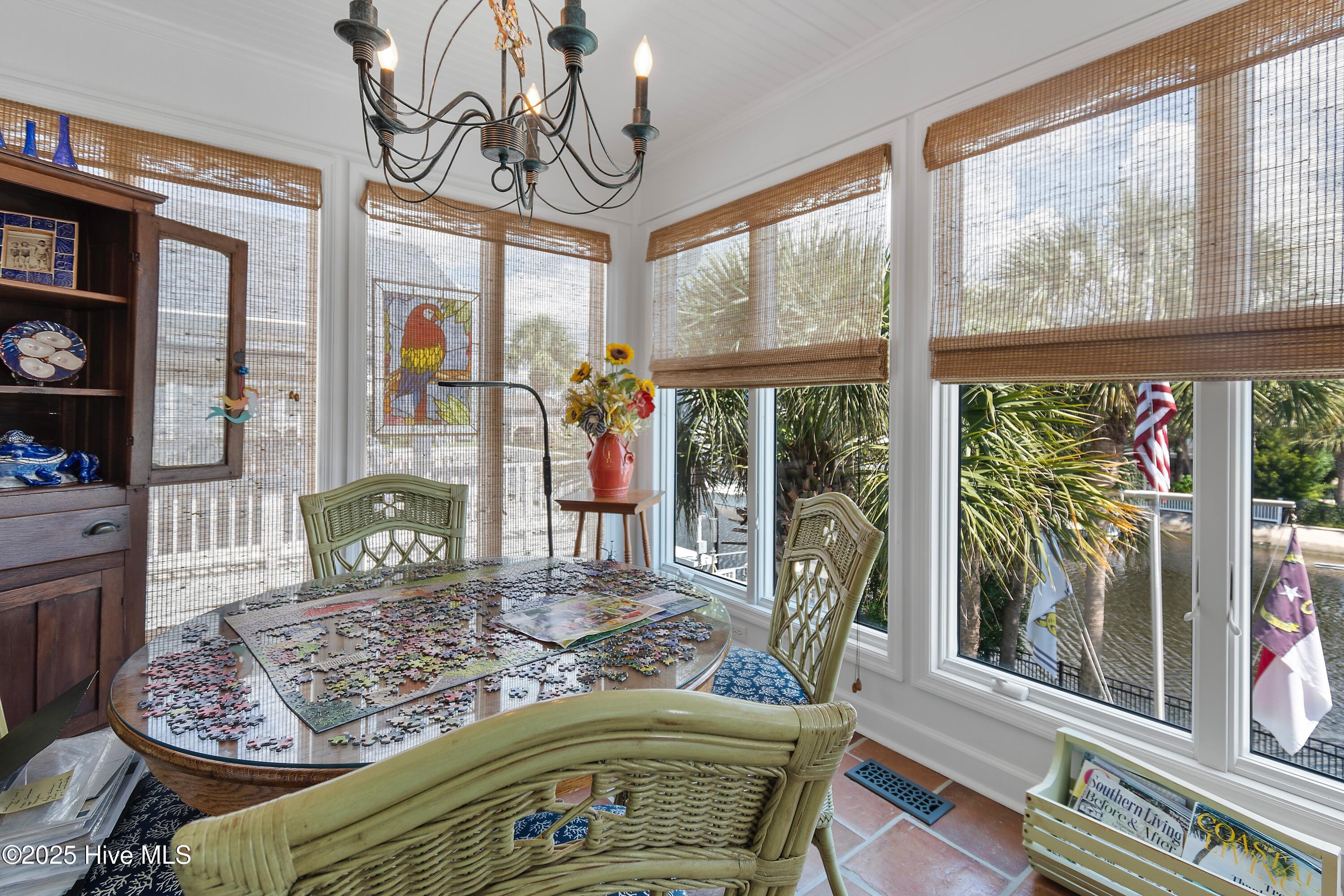 100527373 | Photo 23