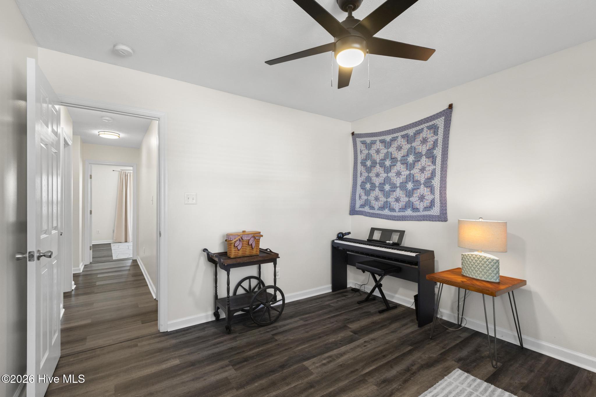 100552473 | Photo 25