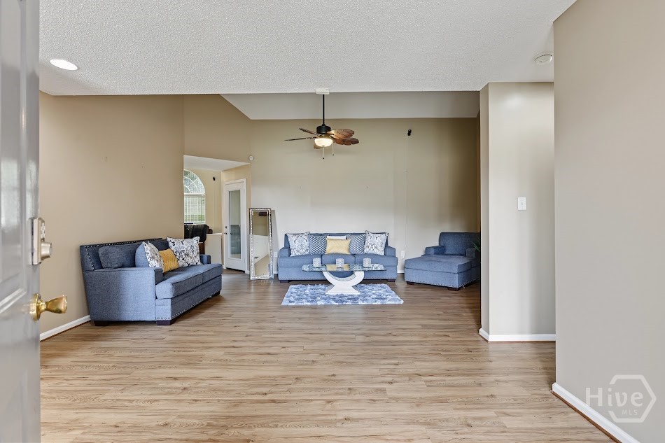 Photo 4 of Single family home for sale at 117 Quiet Pine Cir, Pooler, GA 31322 | MLS# SA363677 | Listing updated on 2026-10-08