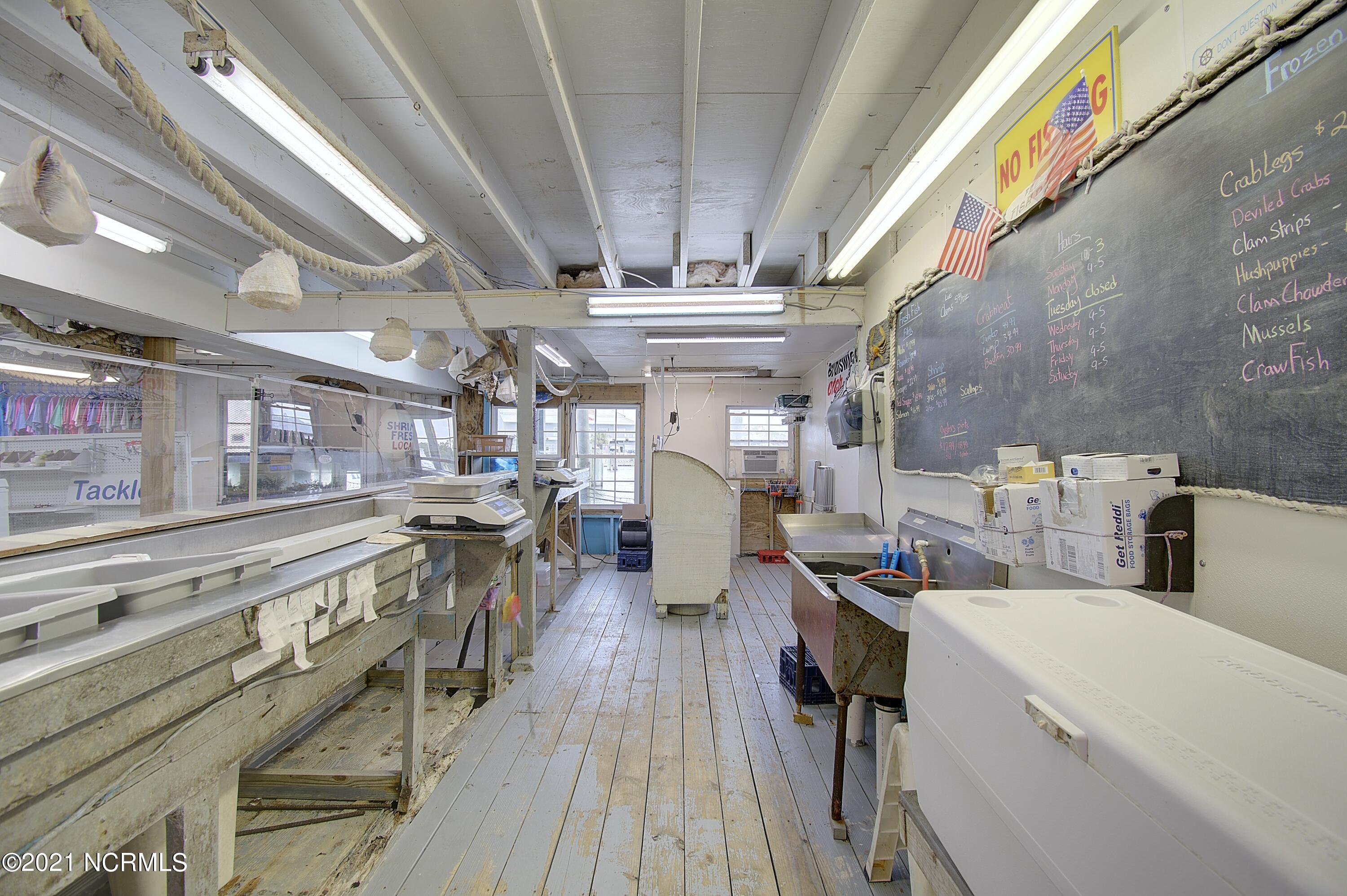 100502162 | Photo 66