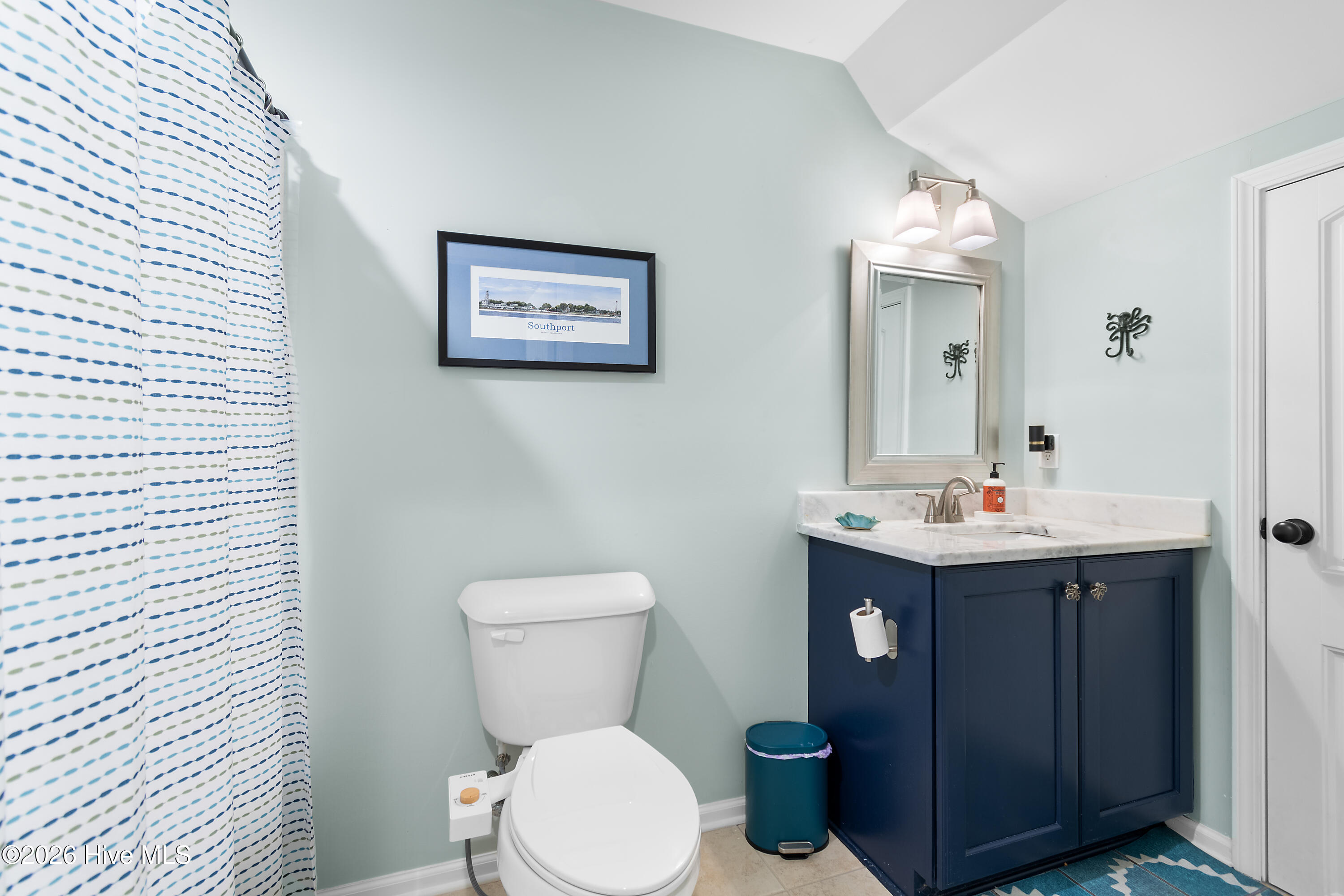 100566075 | Photo 31