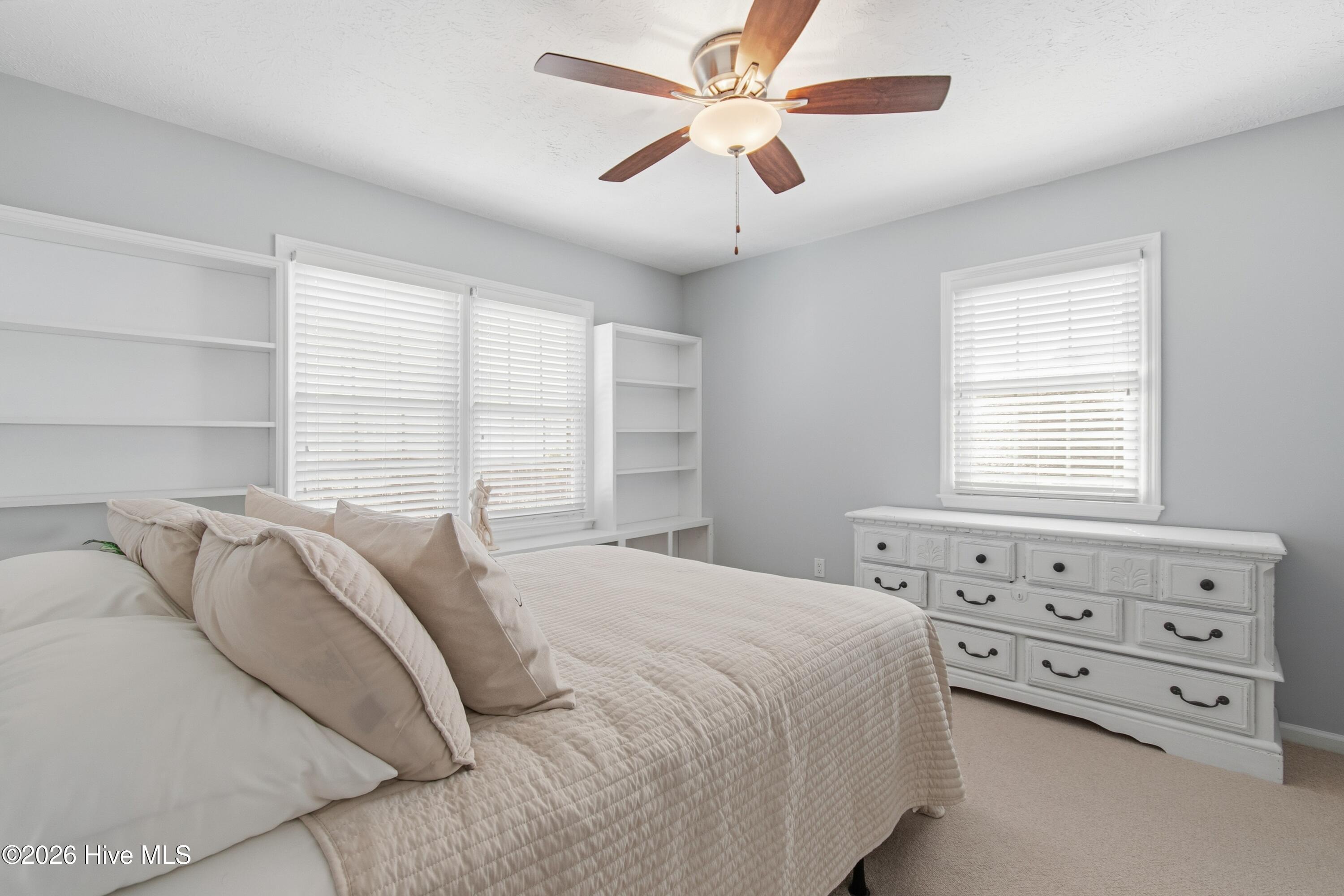 100550998 | Photo 28