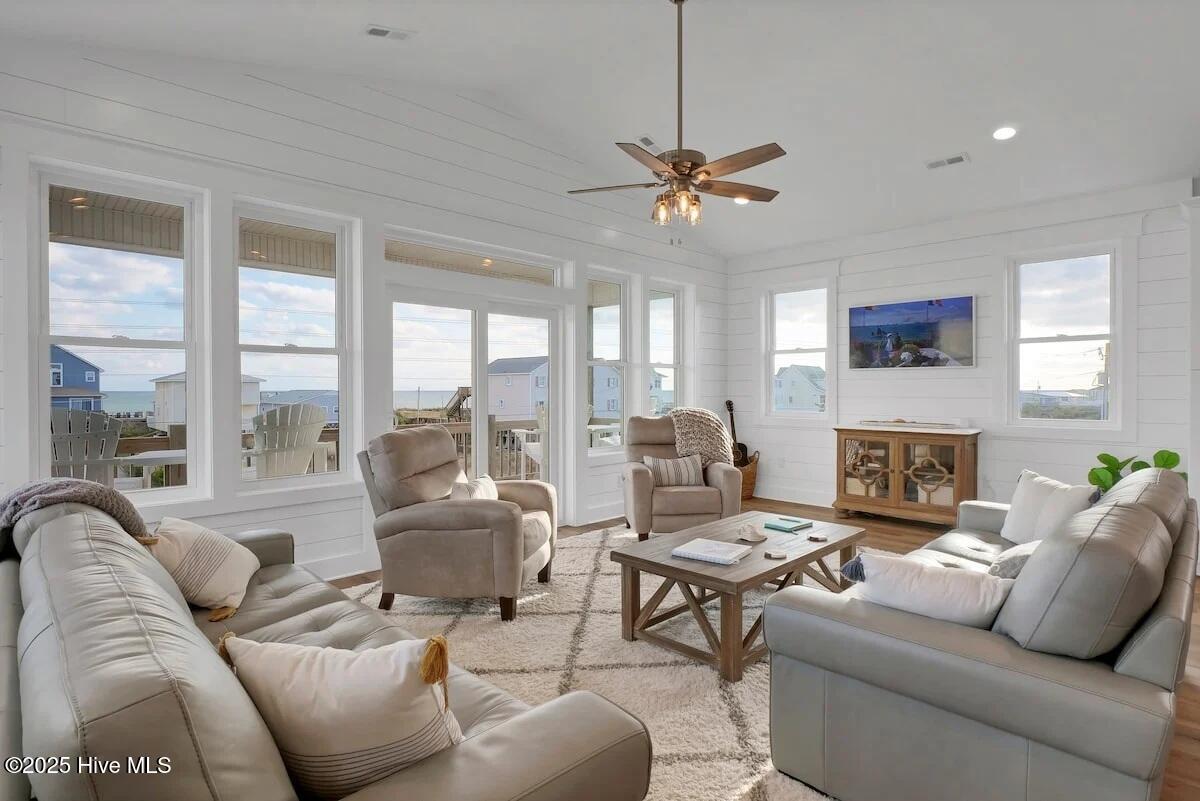 Property at 3547 Island Drive