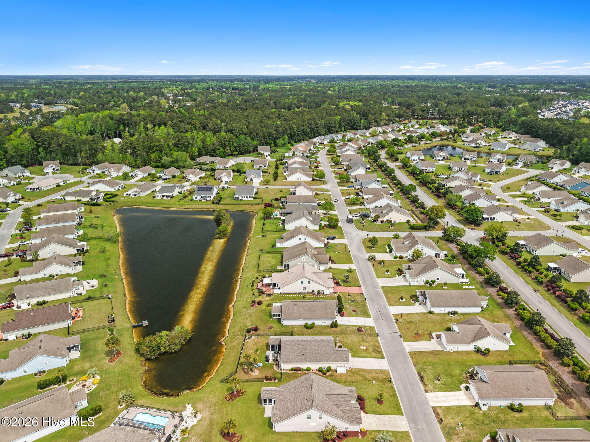 100565577 | Photo 47