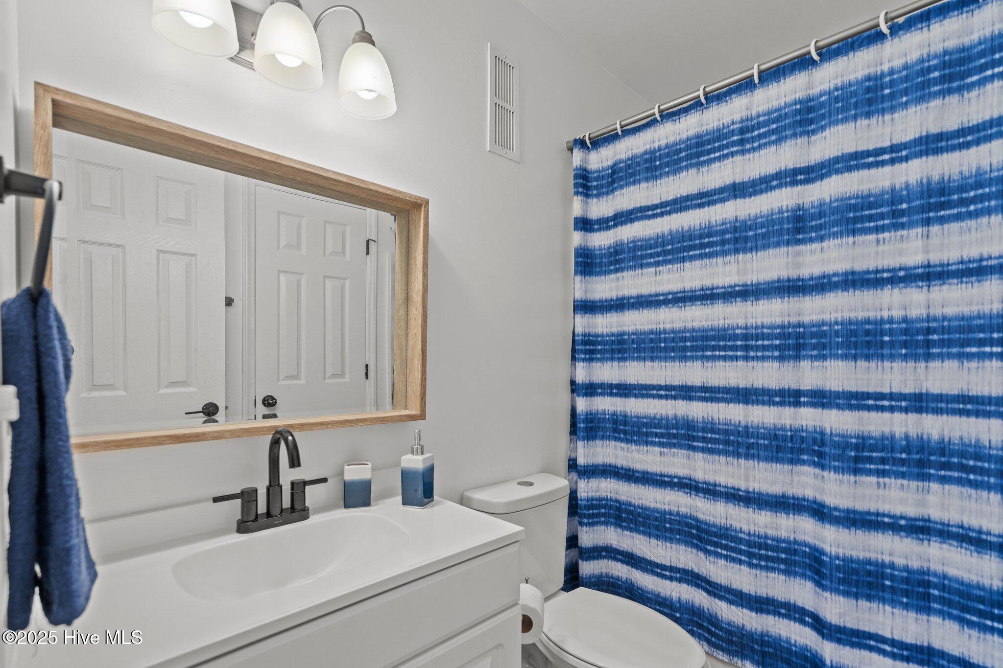 100509298 | Photo 26