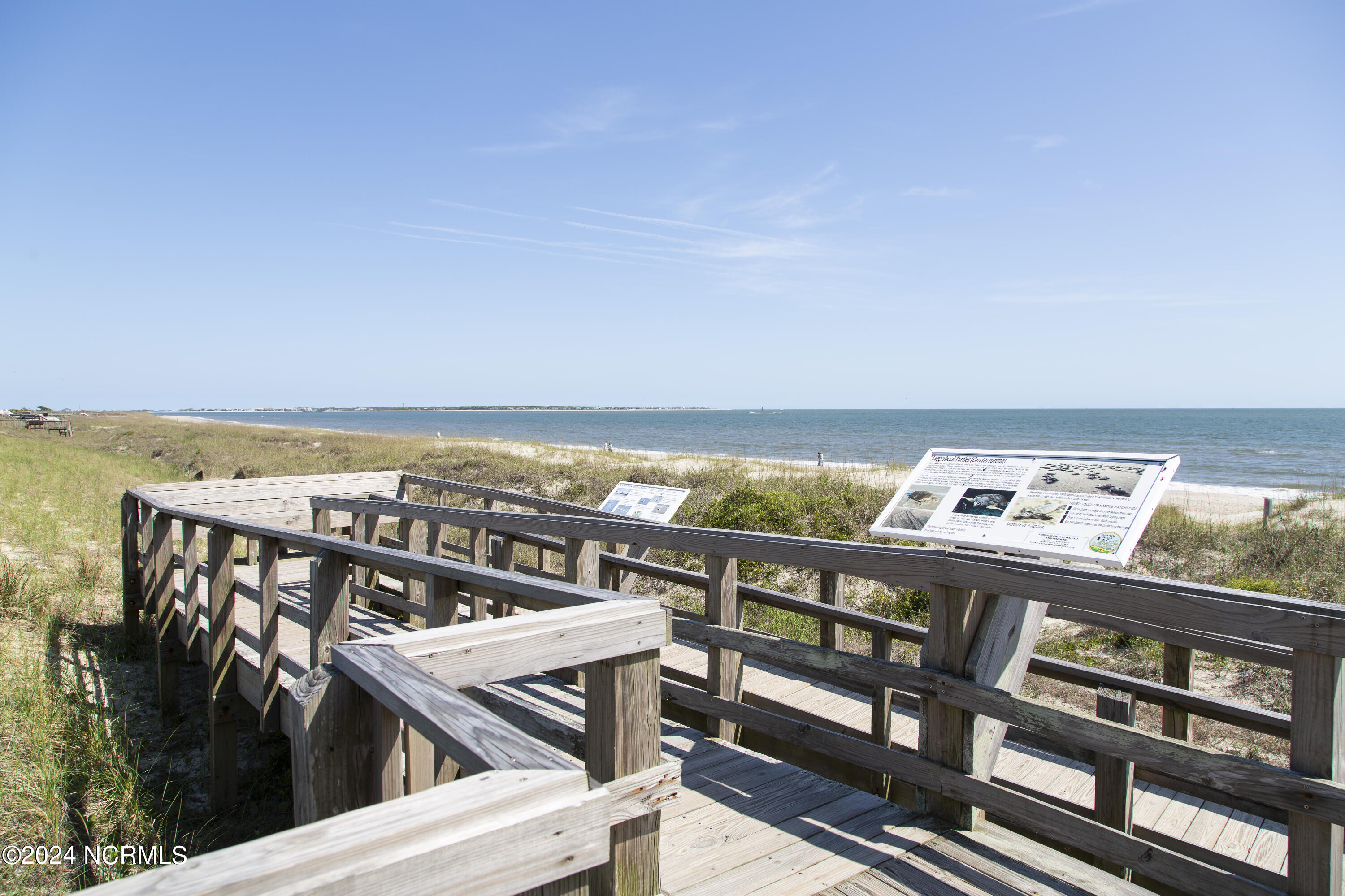 100553714 | Photo 38