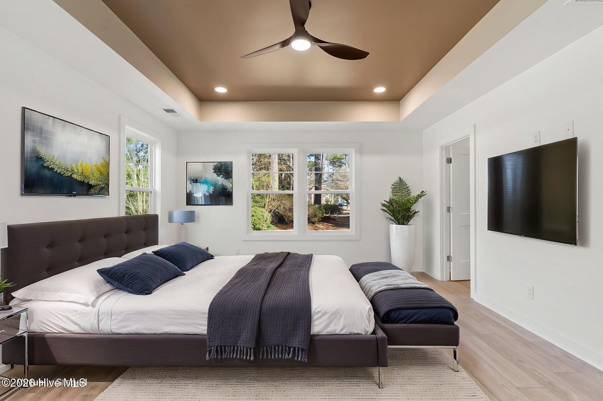 100559220 | Photo 21