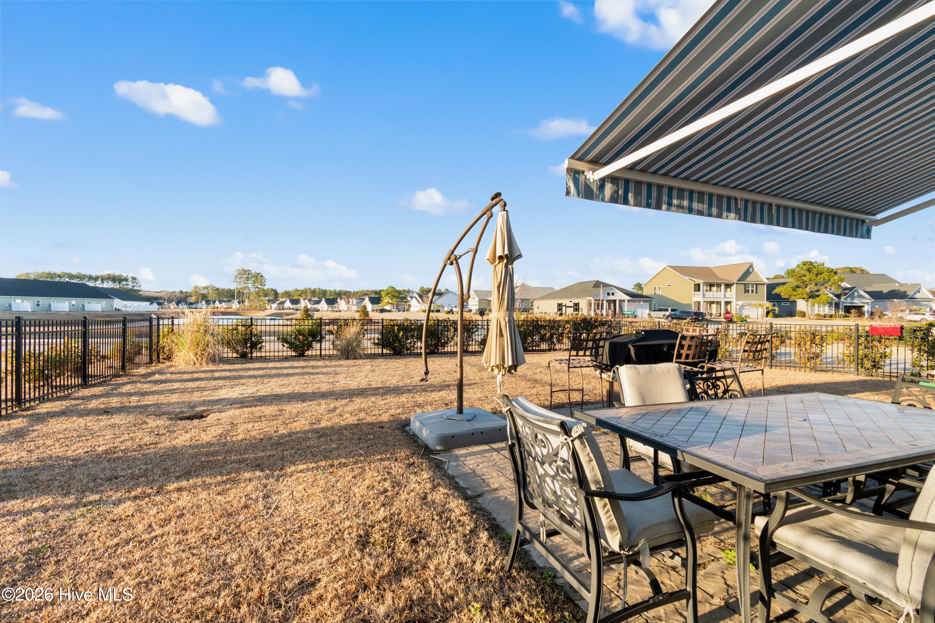 100548400 | Photo 19