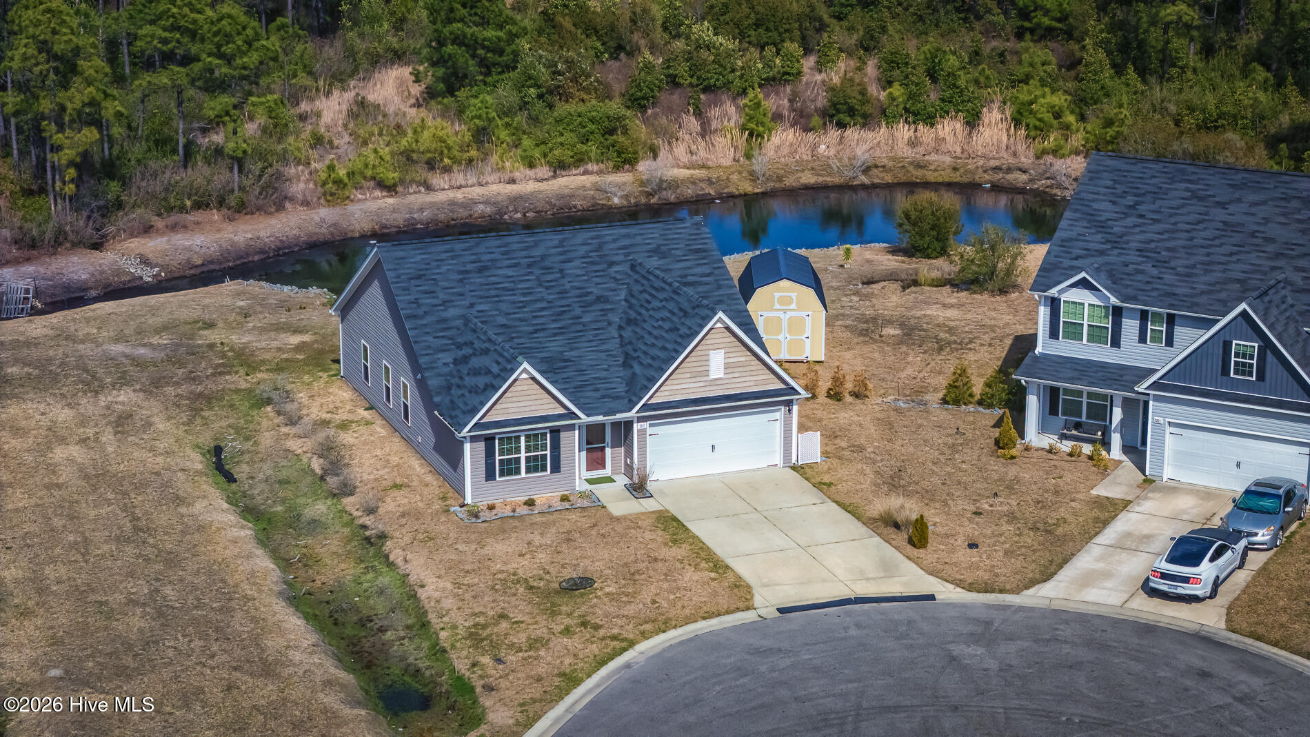 100558342 | Photo 52