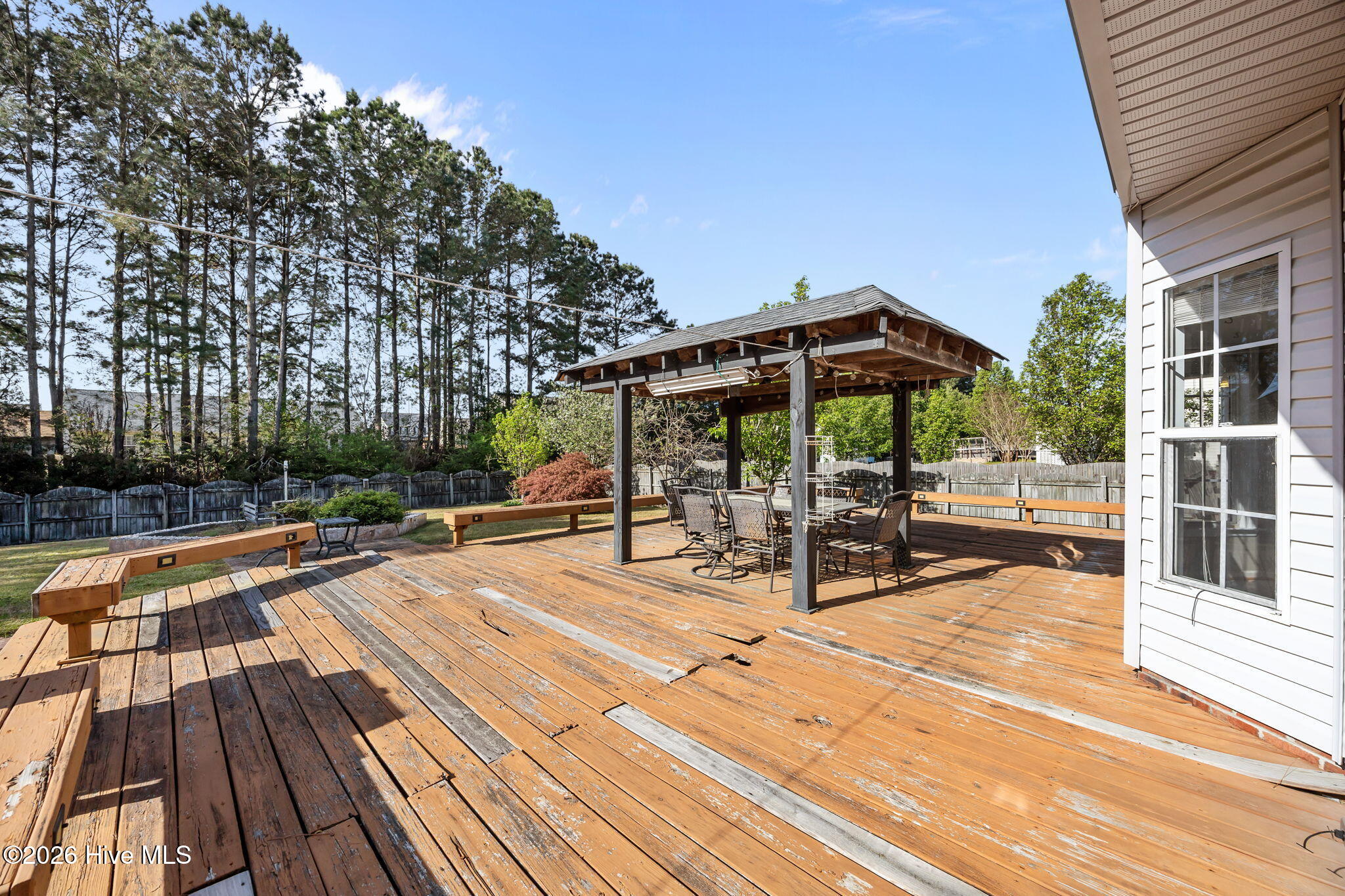 100565135 | Photo 52