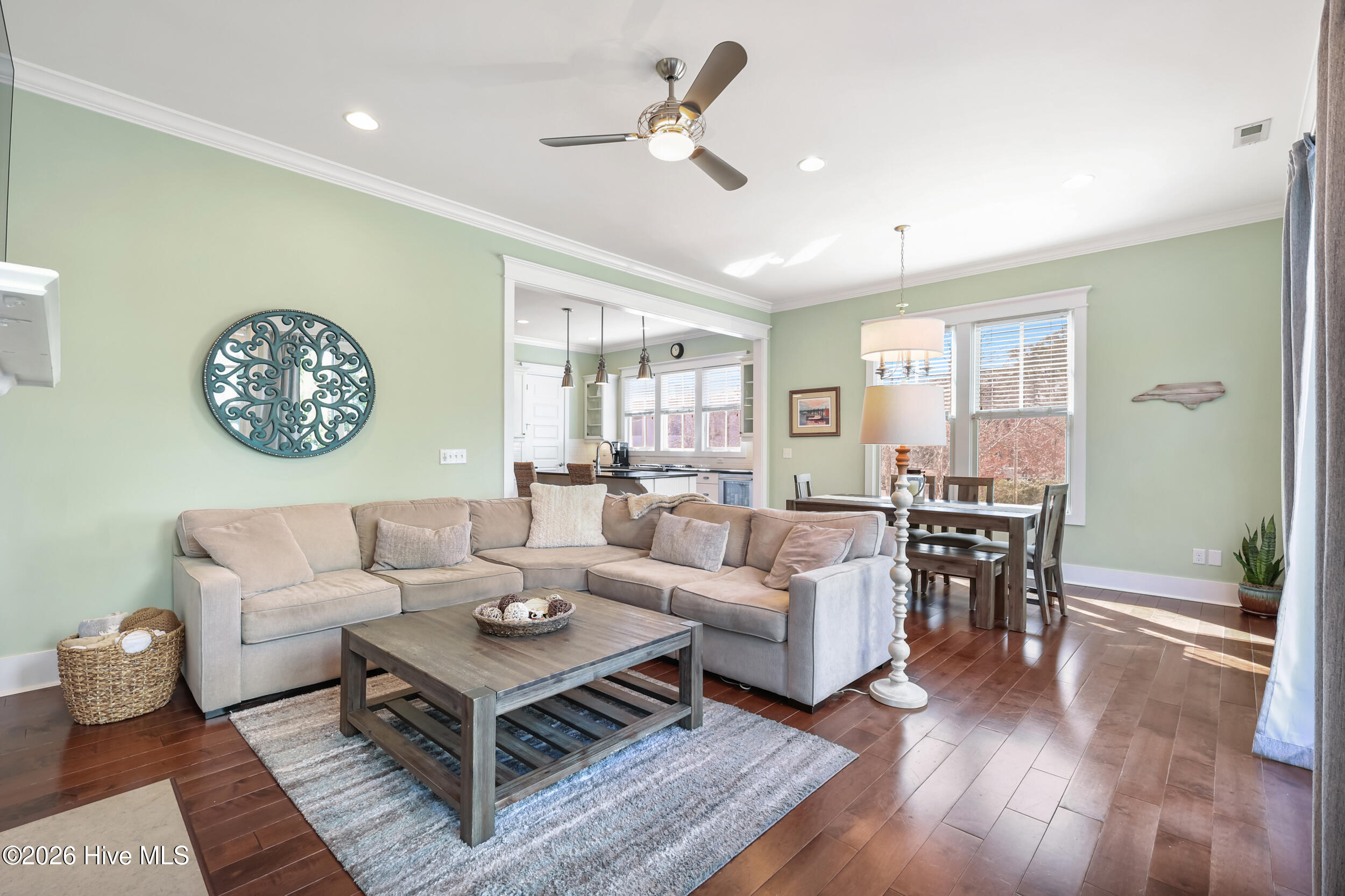 100553548 | Photo 27