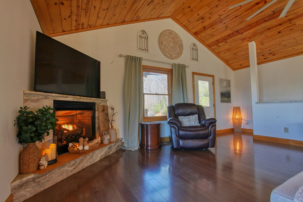380 Bear Trail, Murphy, NC 28906 Listing Photo  13