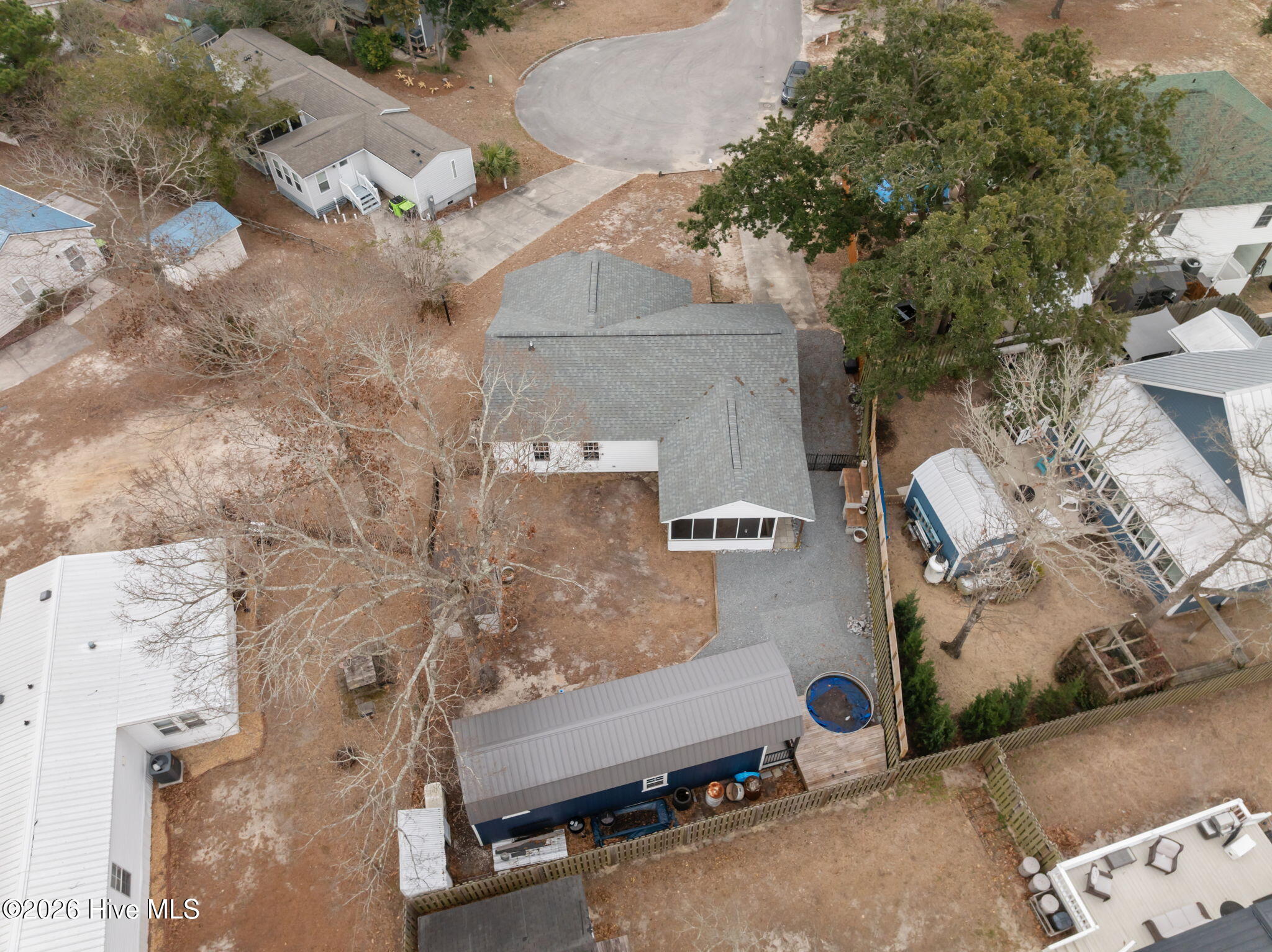 100556265 | Photo 43