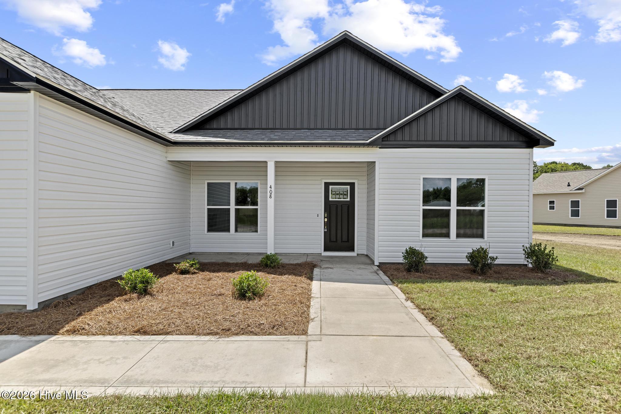 408 Wade Drive, Richlands, NC 28574 – photo 3