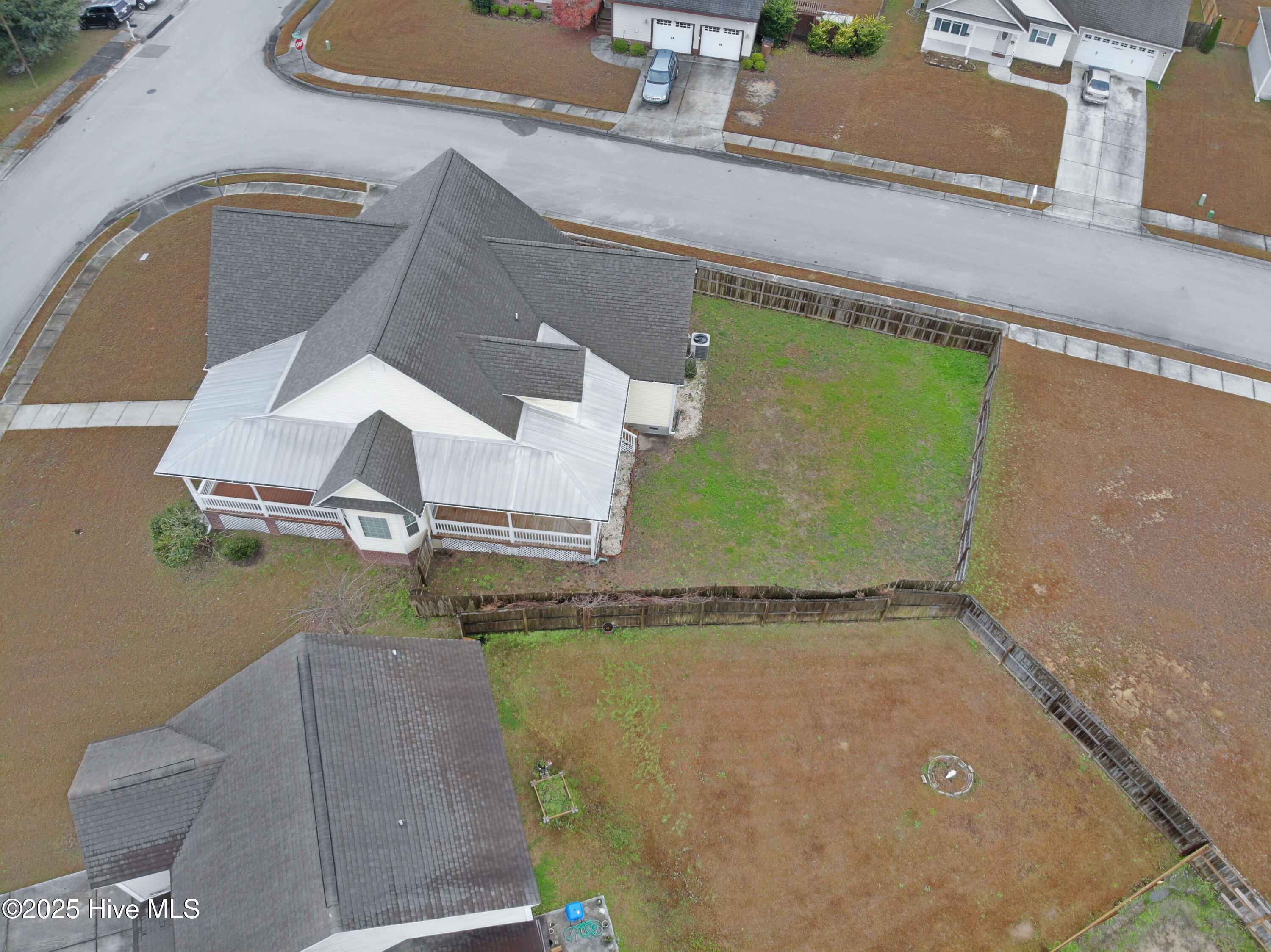 100539008 | Photo 59