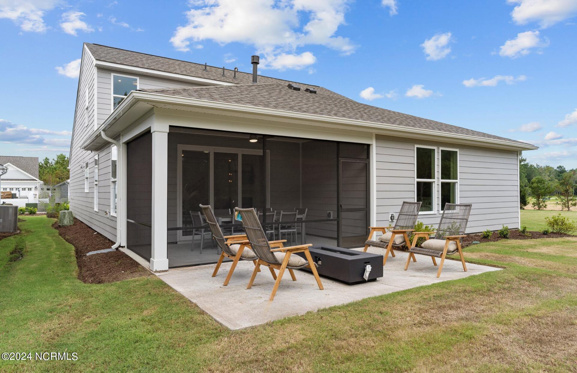 100535011 | Photo 31