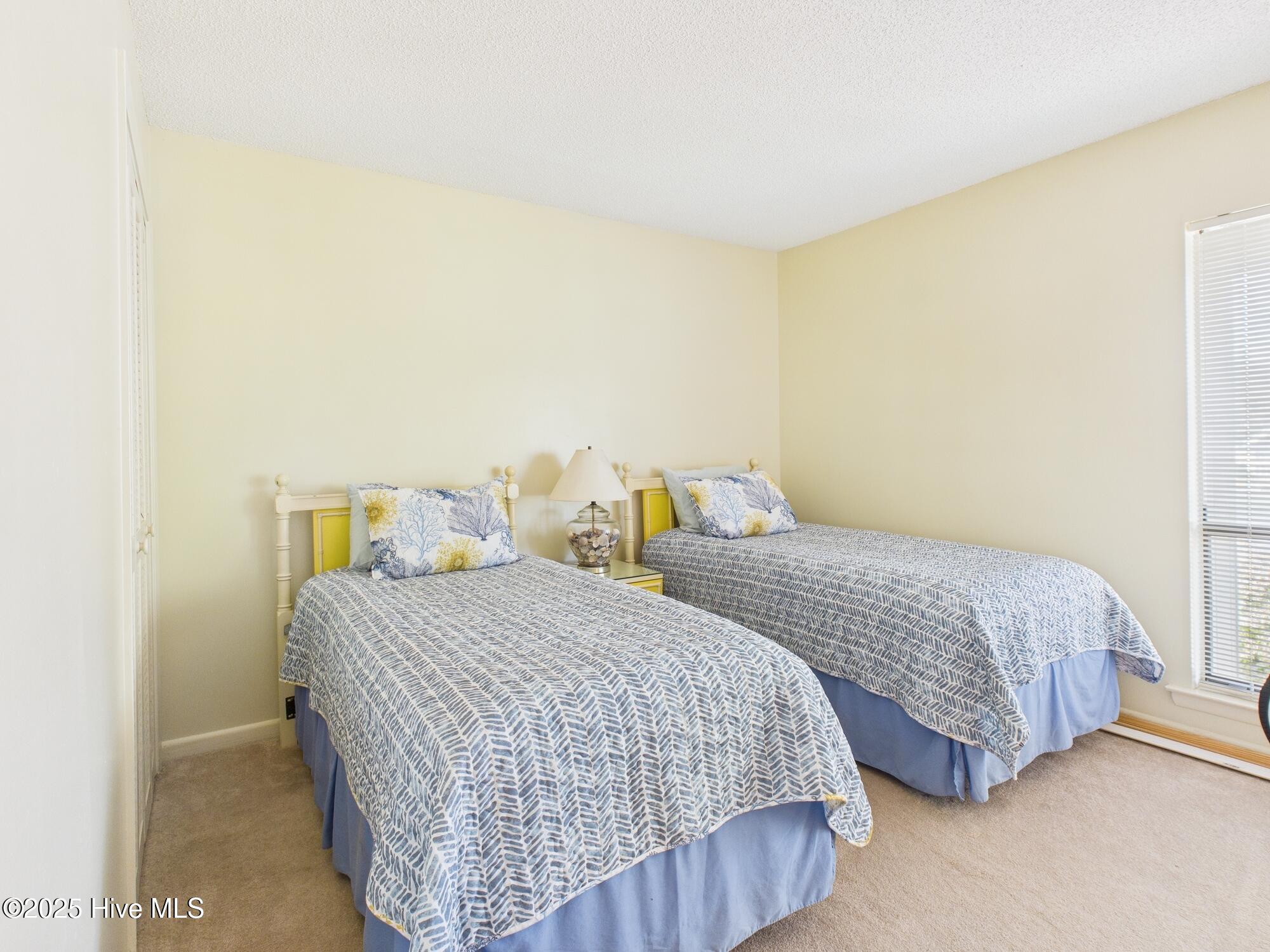 CAM04094G0-PR0062-STILL006