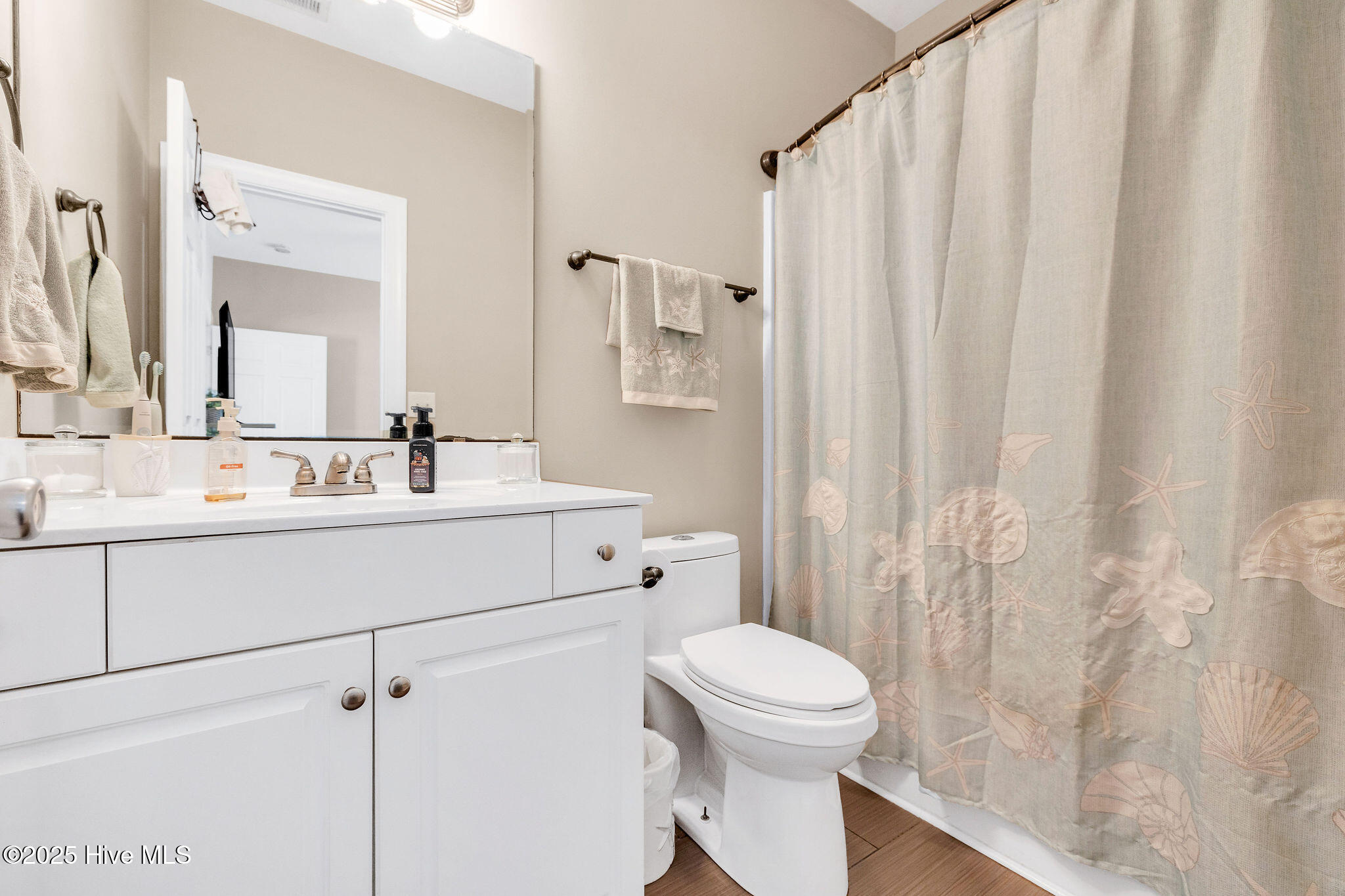 100522781 | Photo 16