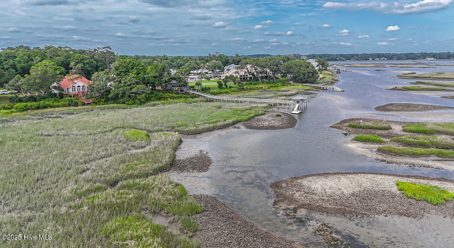 100510807 | Photo 63