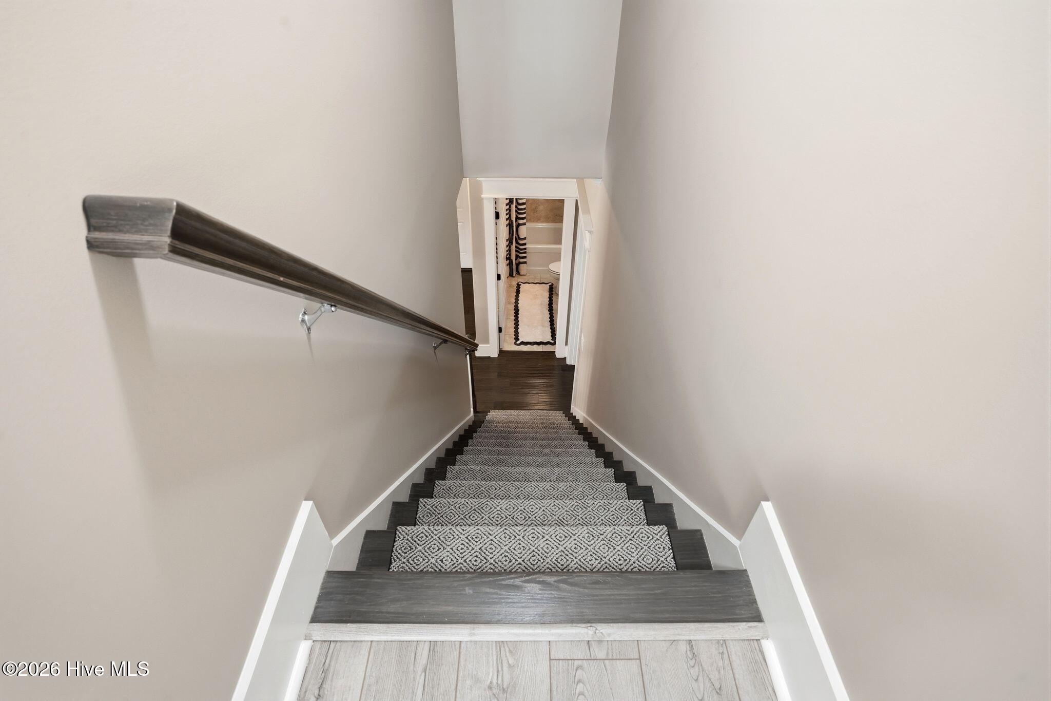 100559080 | Photo 47