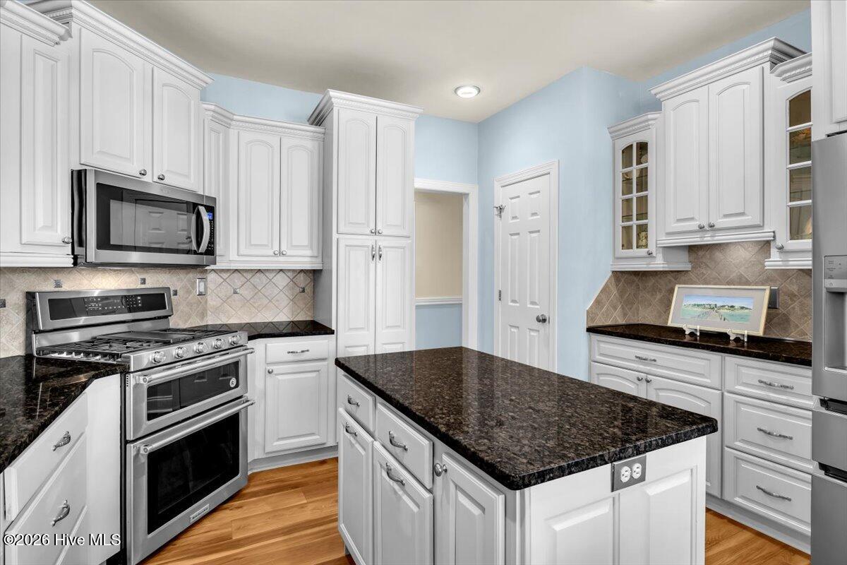 100567087 | Photo 29