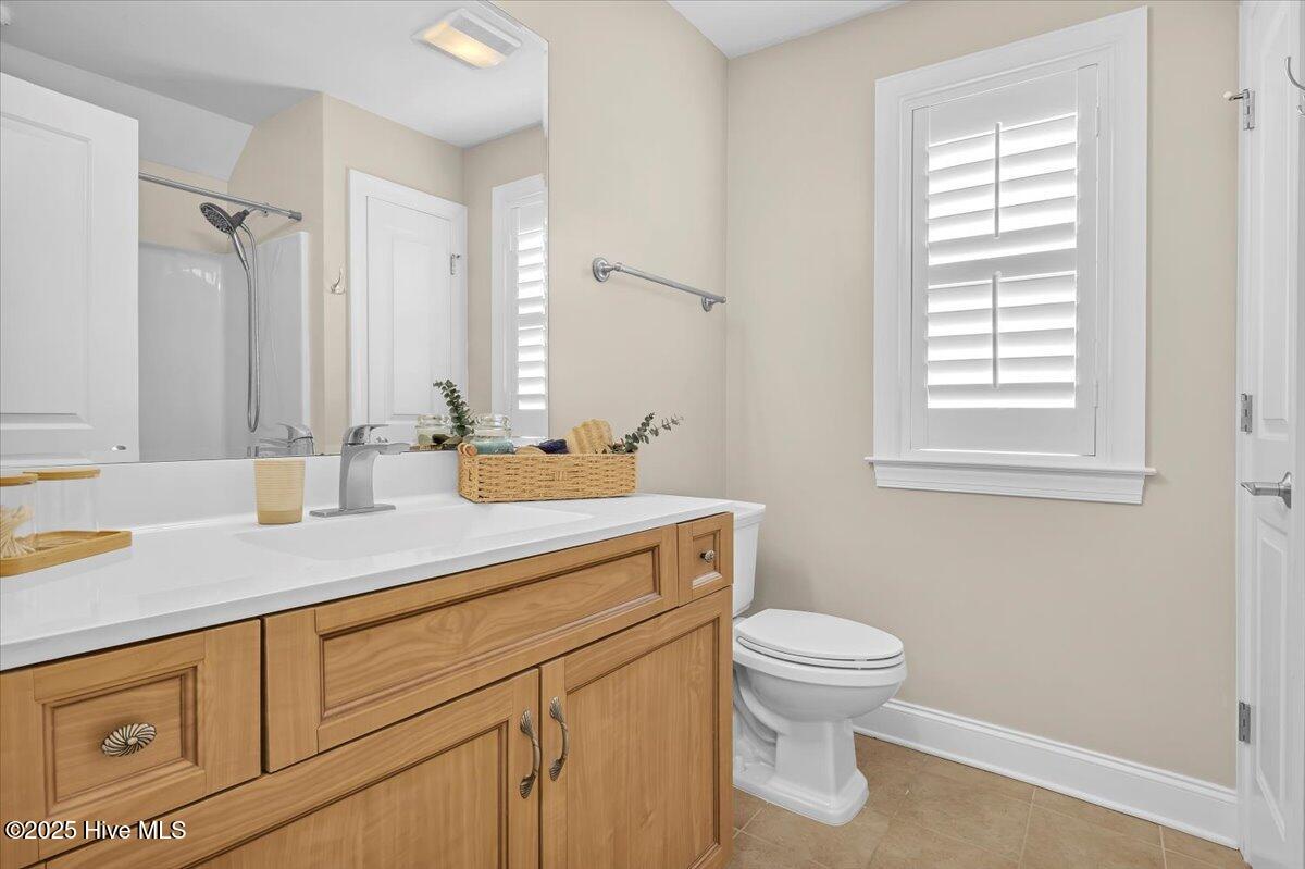 100544439 | Photo 43