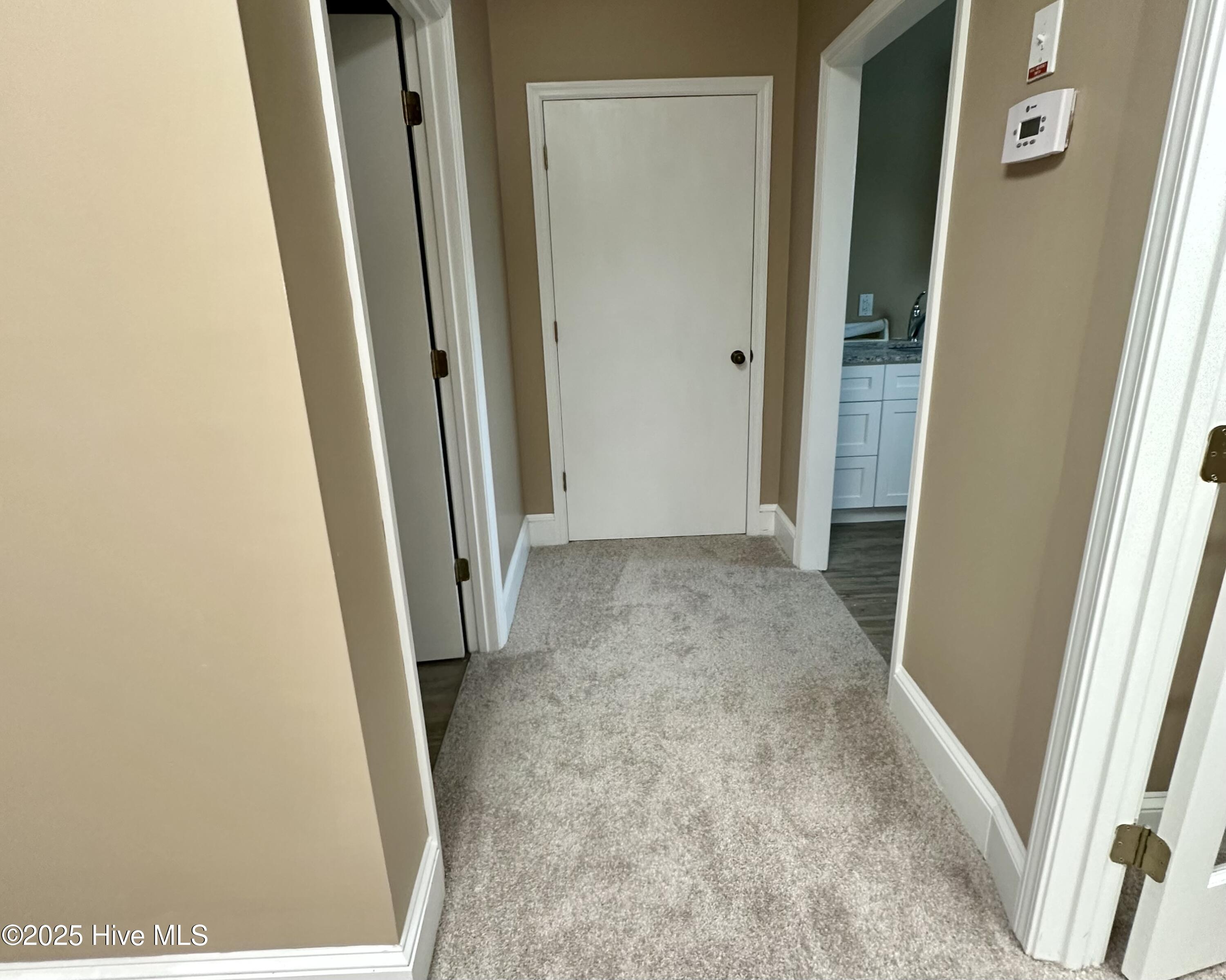 100516954 | Photo 18