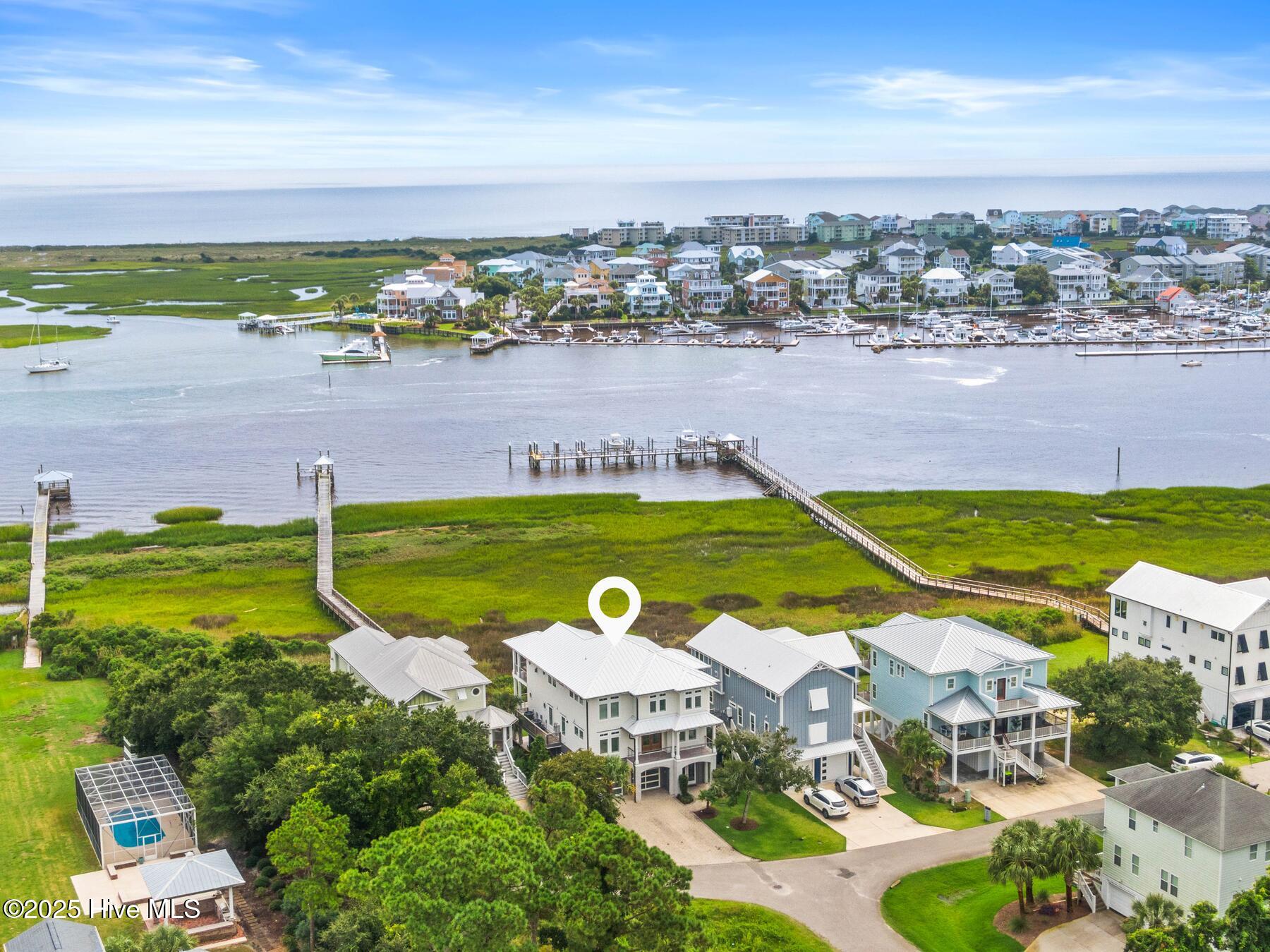 7707 Compass Point, Wilmington, NC 28409 – photo 3: 057_7707_compass_point_final-58_695