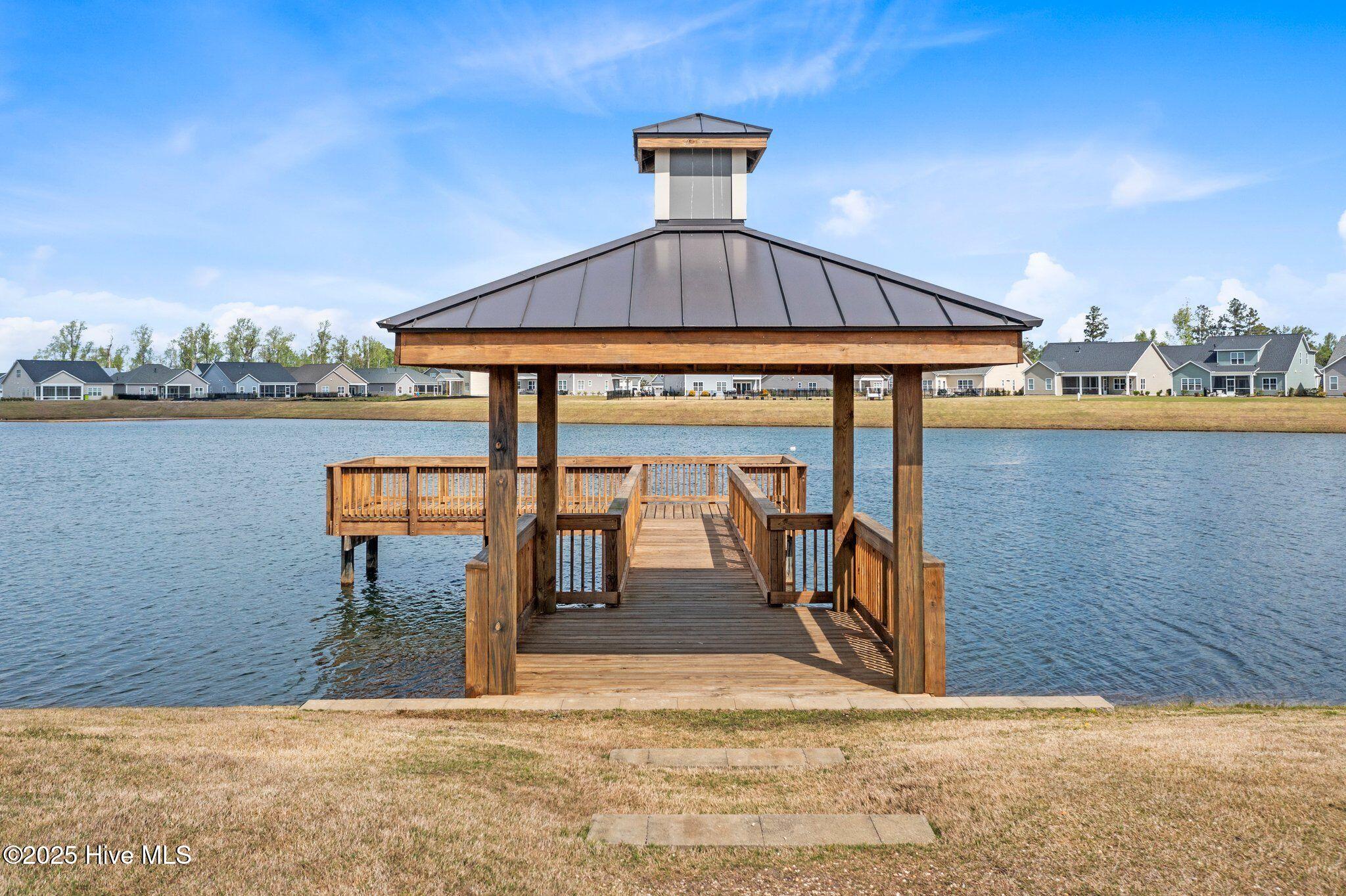 100535481 | Photo 44